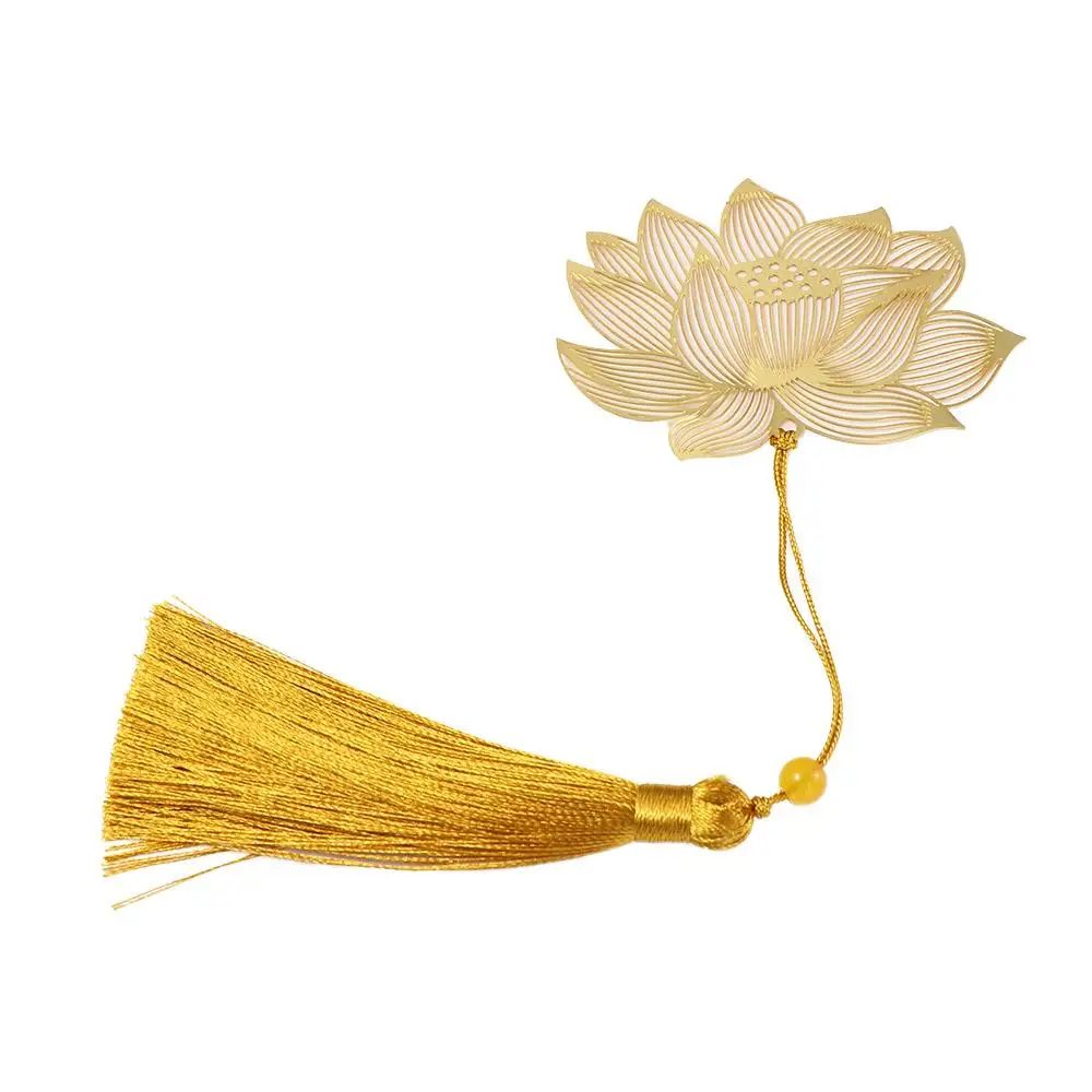 

Maple Leaf Office Retro Book Clip Book Holder Vintage Page Clip Leaf Bookmark Hollow Book Mark Metal Bookmark Bookmark