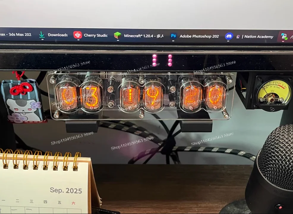 IN12 レトログローチューブクロック、デスクトップ雰囲気ライト、自動時間調整、RGBバックライト。 誕生日プレゼント