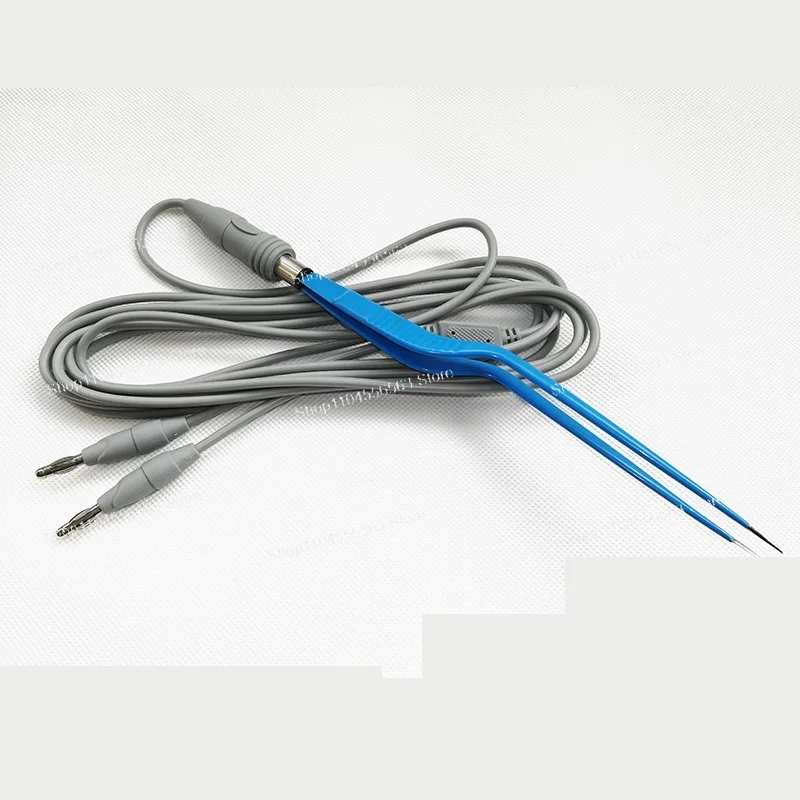 

Биполярные электрохирургические щипцы и набор электродов, совместимые с высокочастотными блоками для точной коагуляции тканей в хирургии.