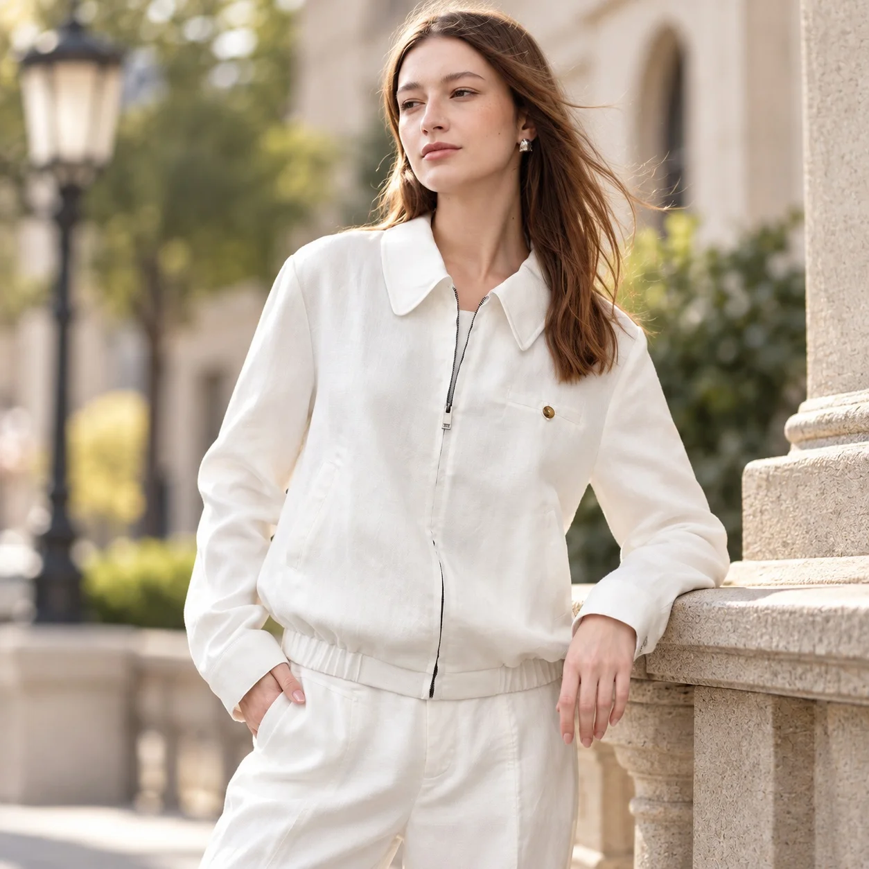Turn Down Collar Coat with Pockets Regular Length Elegant Style Three Dimensional Cut Long Sleeve Regular Thickness Jacket Women