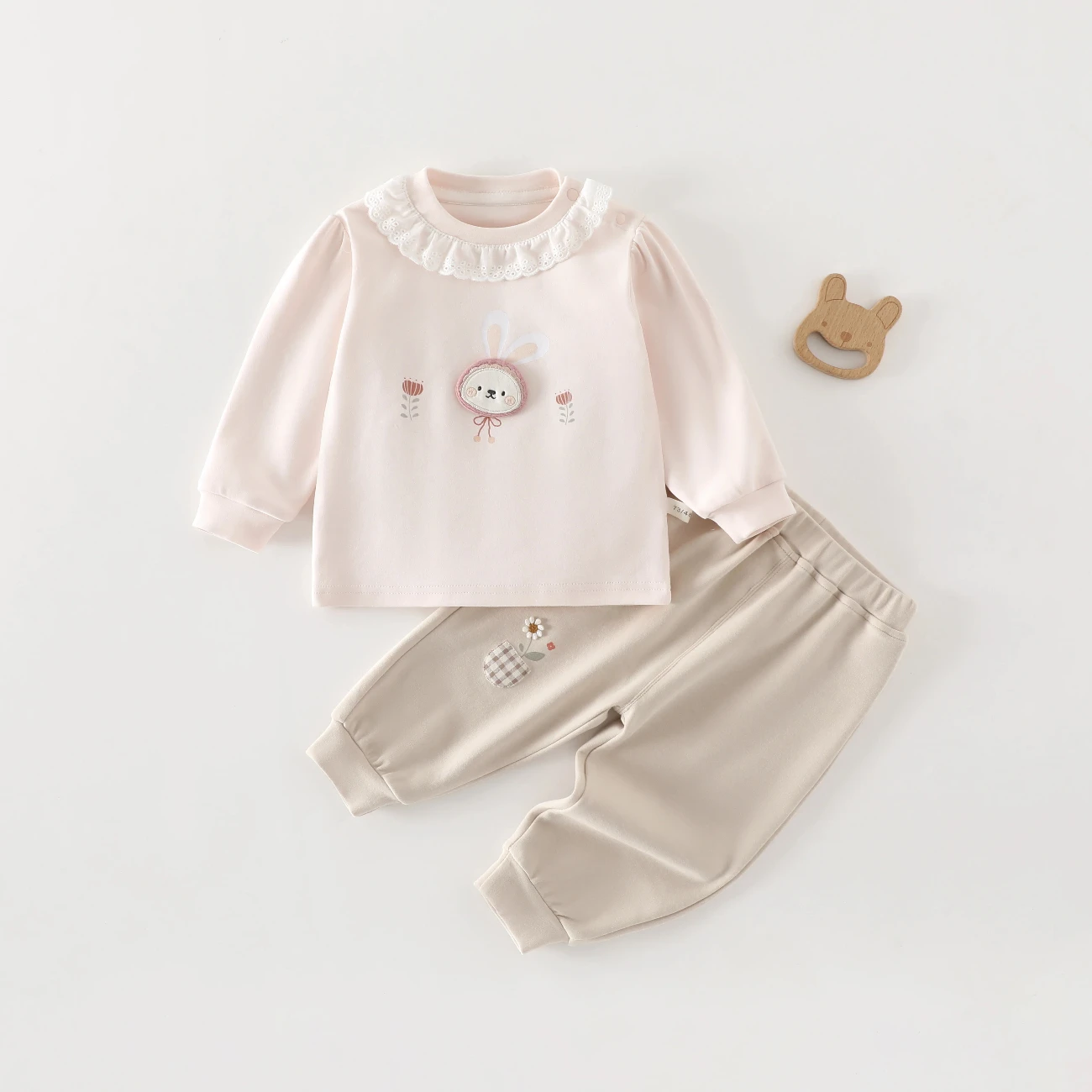 Baby Clothes Two-Piece Set for Spring and Autumn, Super Cute Top and Pp Pants for One-Year-Old Baby Girls