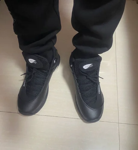 

Fashion new sneakers high quality comfortable boys and girls basketball shoes sneakers lace up handsome wear casual shoes