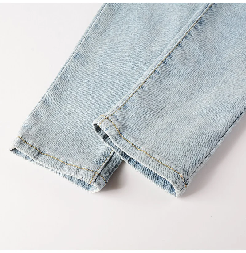 Herren Schwarze Plissierte Patch-Biker-Jeans Streetwear Hellblaue Stretch-Denim-Hose Zerrissene Skinny Tapered Hose – Detail 10