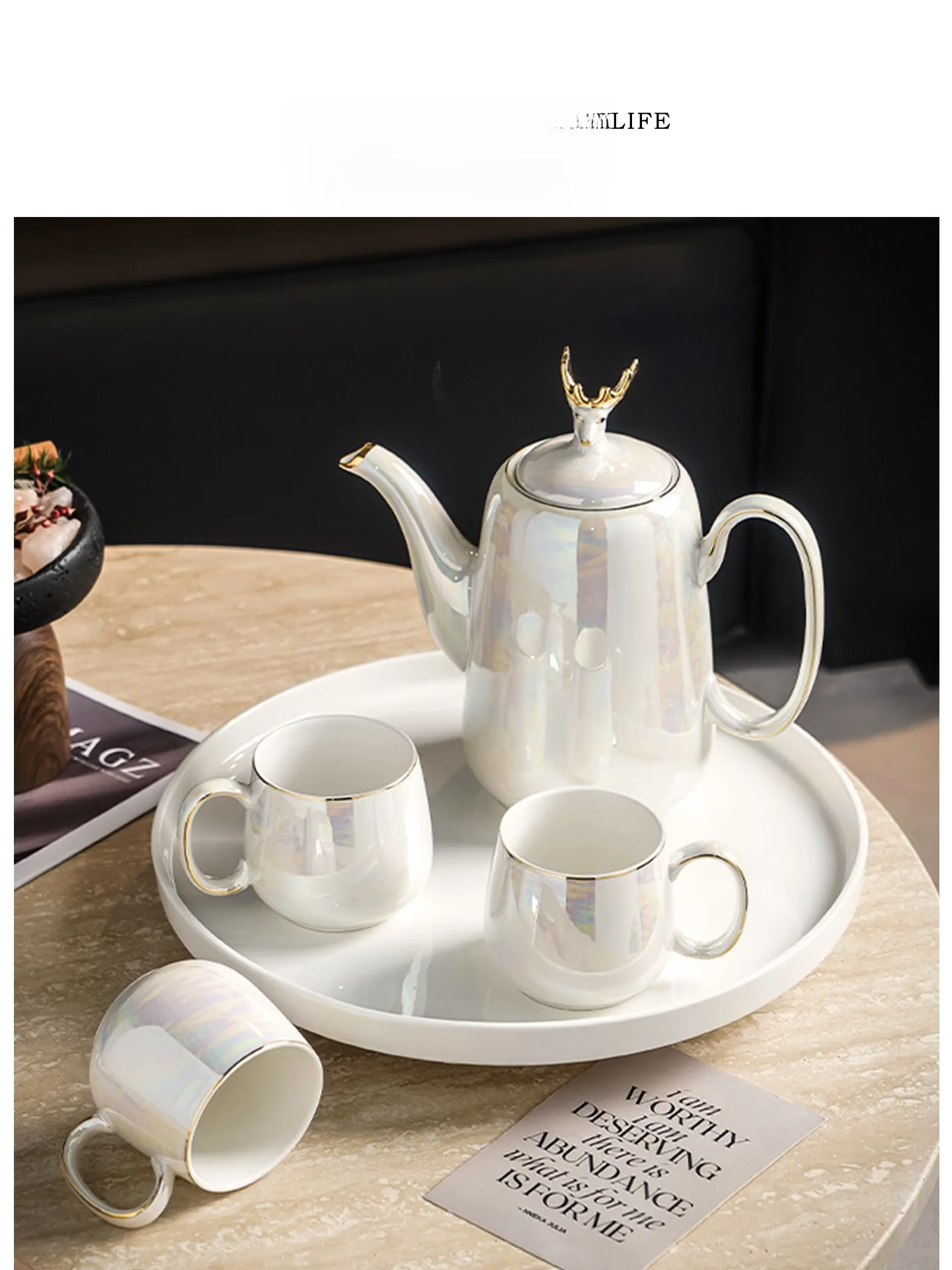 

Чайный набор Tlife European Sle Cerc: роскошный фарфоровый сервиз жемчужно-белого цвета с высокой эстетической ценностью, включающий чайник и чашки, идеально подходит для подарка.