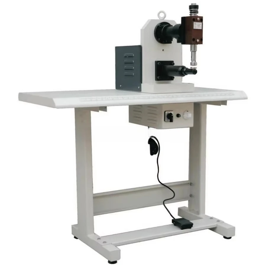 

Leather shoes upper hammering machine upper upper line leveling machine