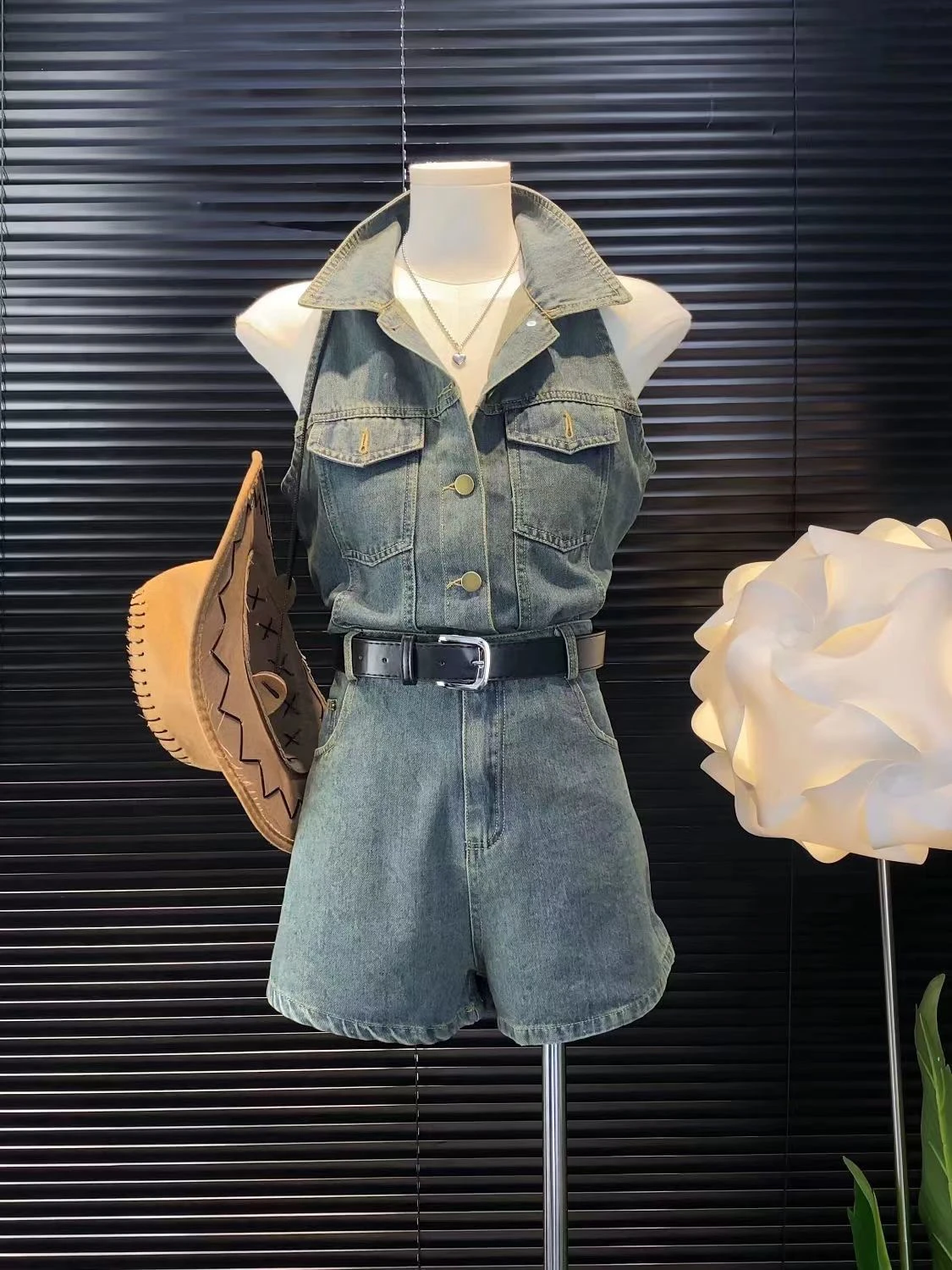 

High Waist Denim Suit Women's Sleeveless Top And Bottom Set Summer 2026 Versatile Small Size Tagkita Sweet Style