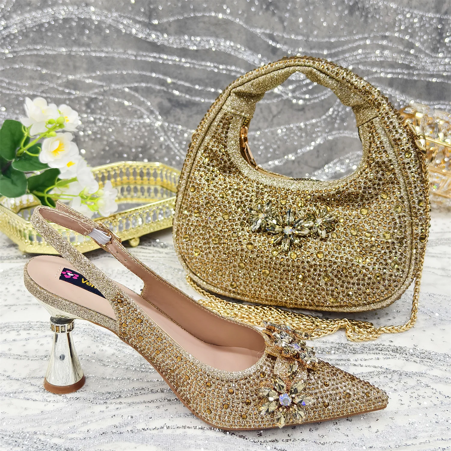 

New Arrival Rhinestone Women Pumps Shoes And Purse Set Italian Style Middle Heels Shoes And Bag For Wedding Party Size 37-43
