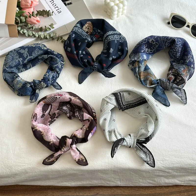 

Женский шелковый хлопковый квадратный шарф в корейском стиле, весенне-осенний универсальный шелковый шарф, модный стильный маленький шейный платок с принтом