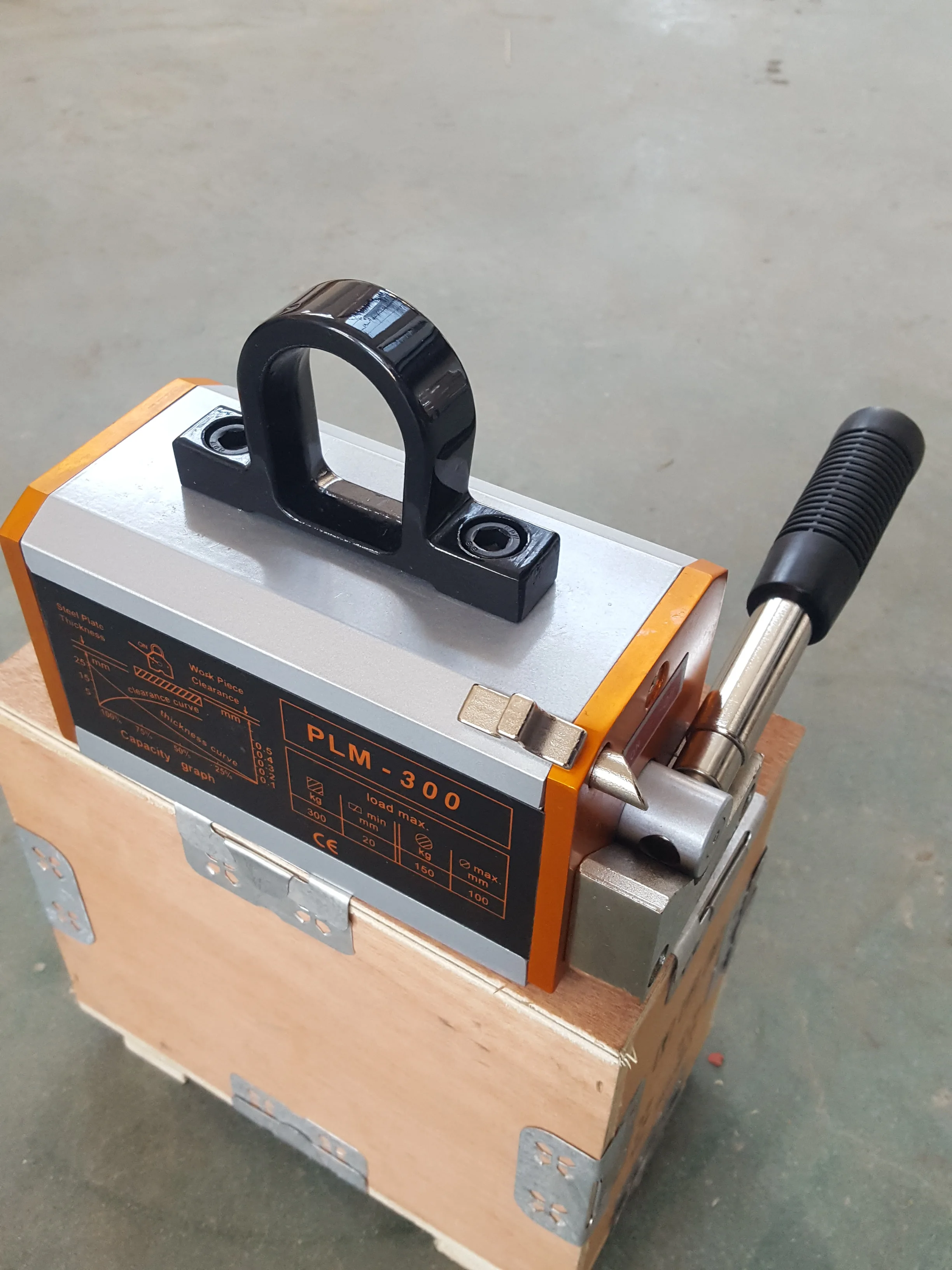 

1000kg Permanent Portable Manual Hydraulic Magnetic Plate Remote Heavy Duty Magnet Lifter Tool