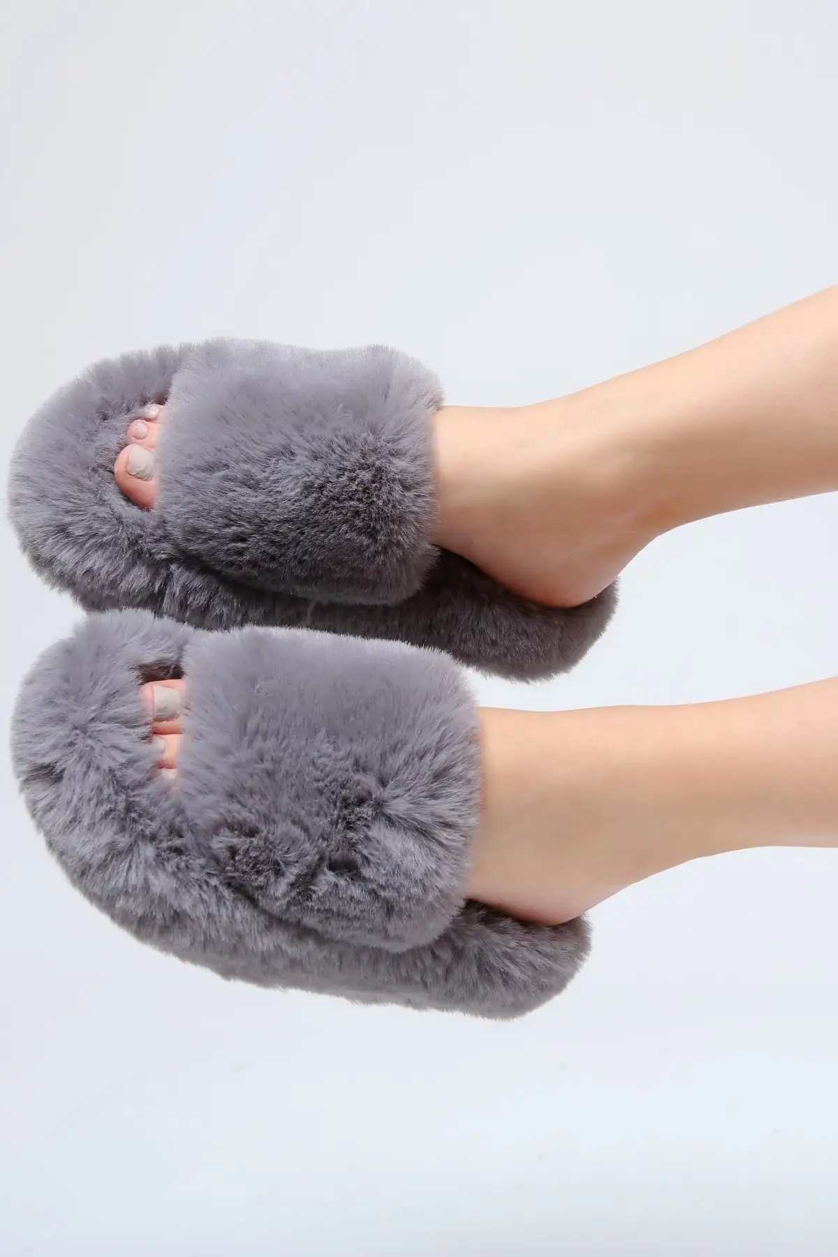 Smoked Extra Soft Feathered Slippers