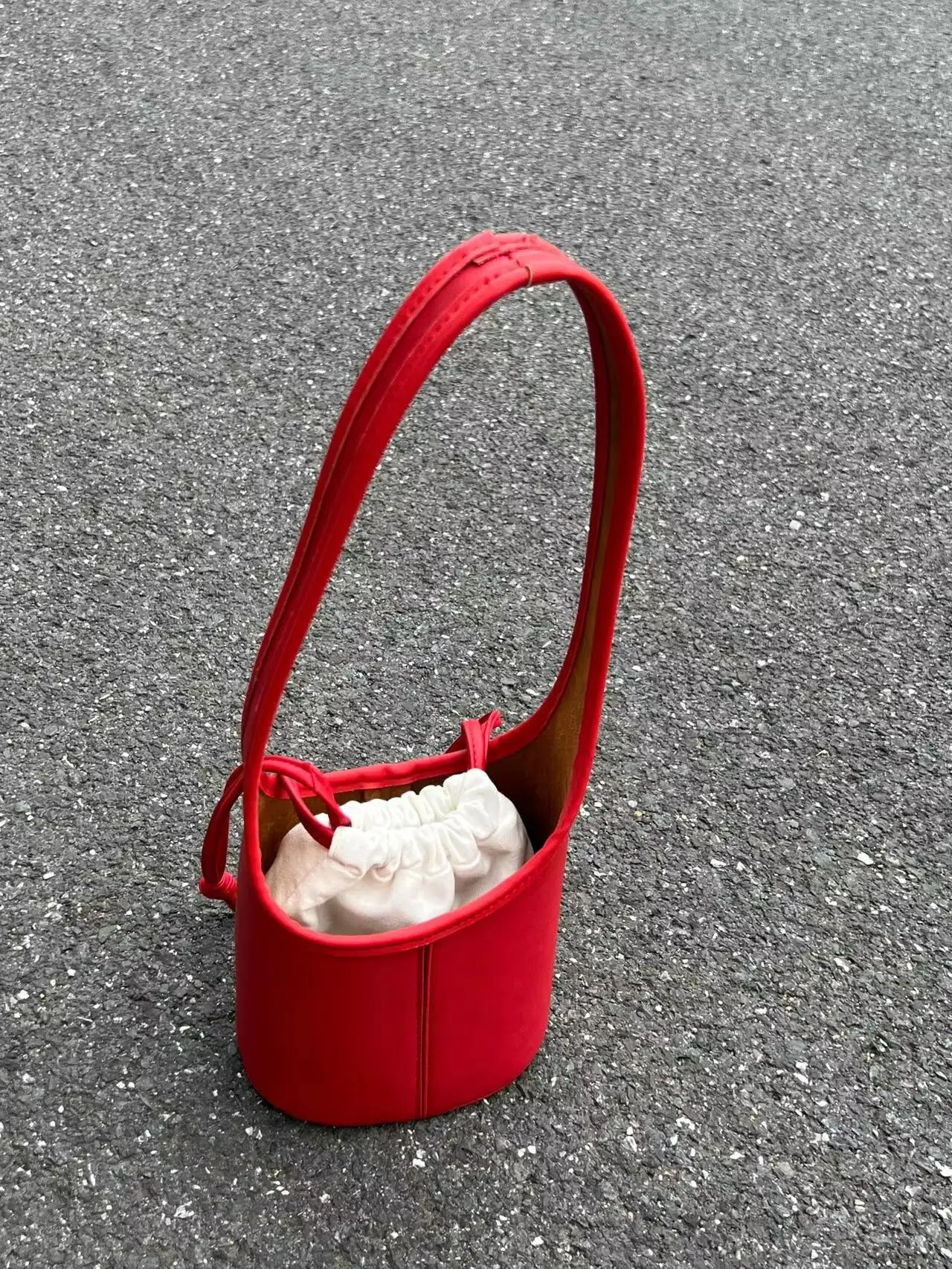 Korean Minimalist Drawstring Design Water Bucket Bag Red Artistic Casual Handheld Shoulder Bag Vegetable Basket Mother Child Bag