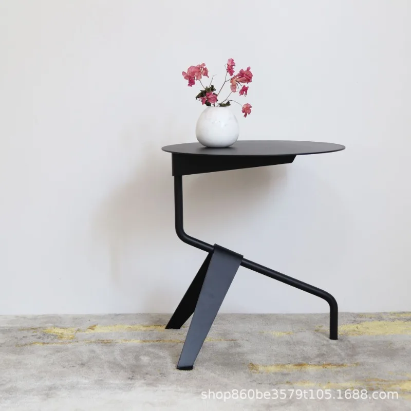 

Modern and Minimalist Round Bedside Table By The Designer, A Furniture with A Minimalist Design, Suitable for A Minimalist Style