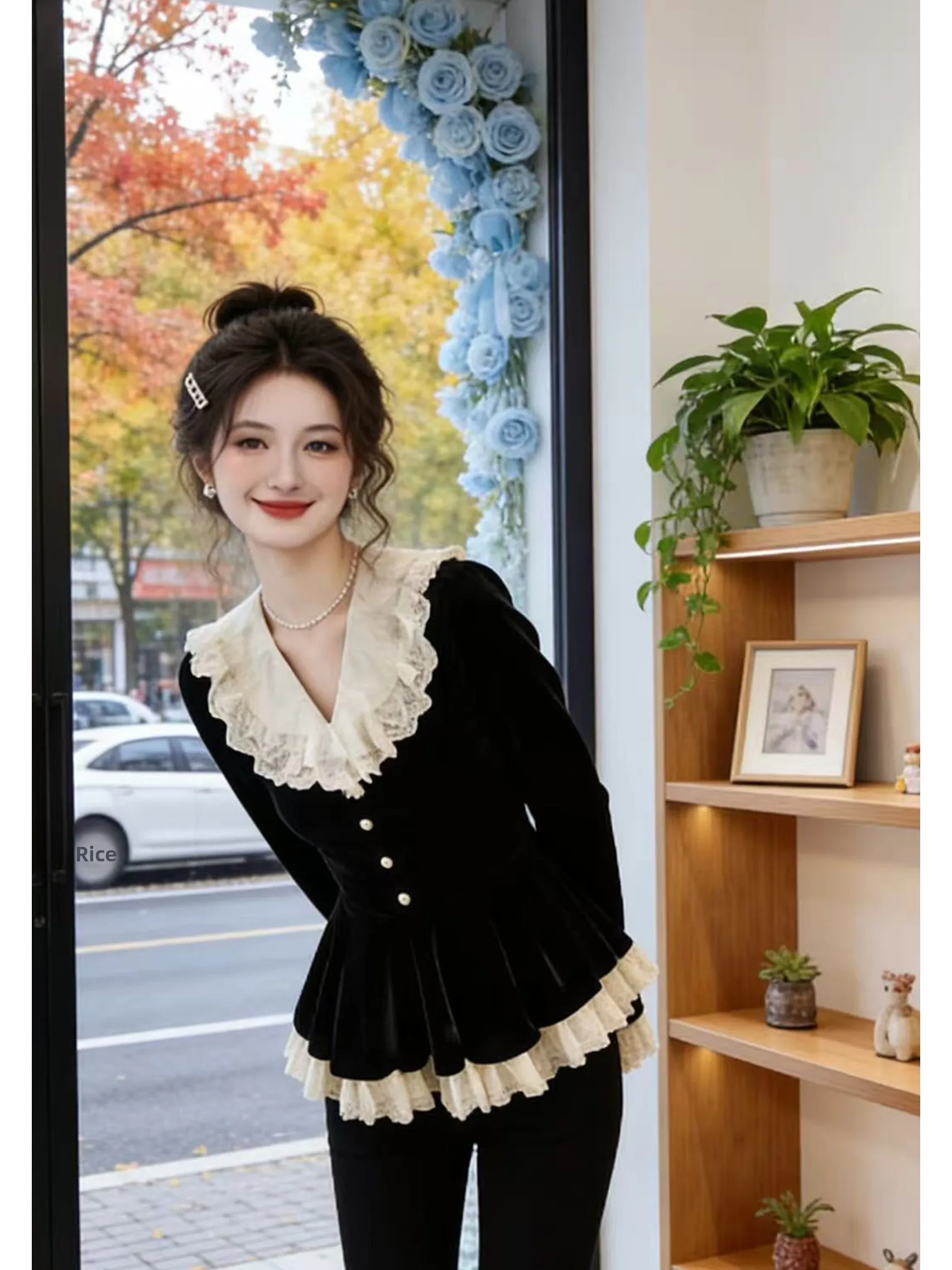 

plus Size Sweet Sle V-Ne Lace Trim Long Sve irt Women Faion Slimming Top French Sle Waist-Cinching Bellflower