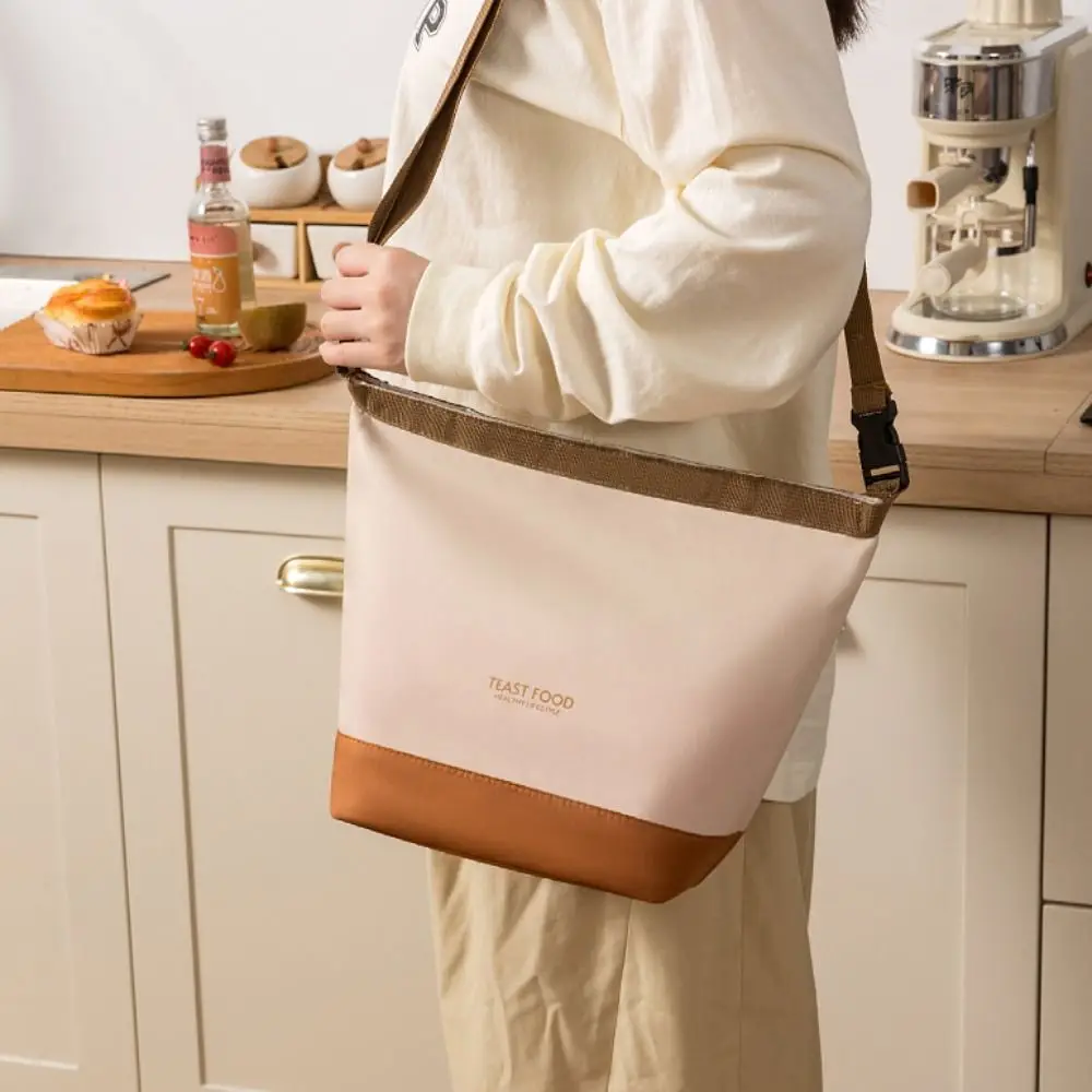 

Foldable Portable Lunch Bag Waterproof Adjustable Crossbody Cooler Bags Large Capacity Outdoor Picnic Bag Picnics