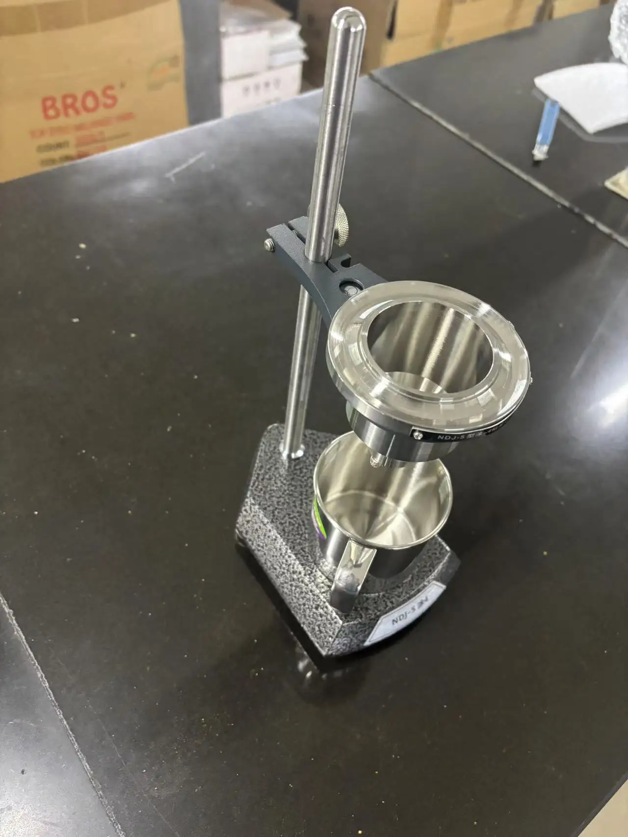 Viscometer Flow Cup Viscometer Ford Cup 4# Flow Viscosity Cup Liquid Flow Meter Liquid Viscosity Tester with Base