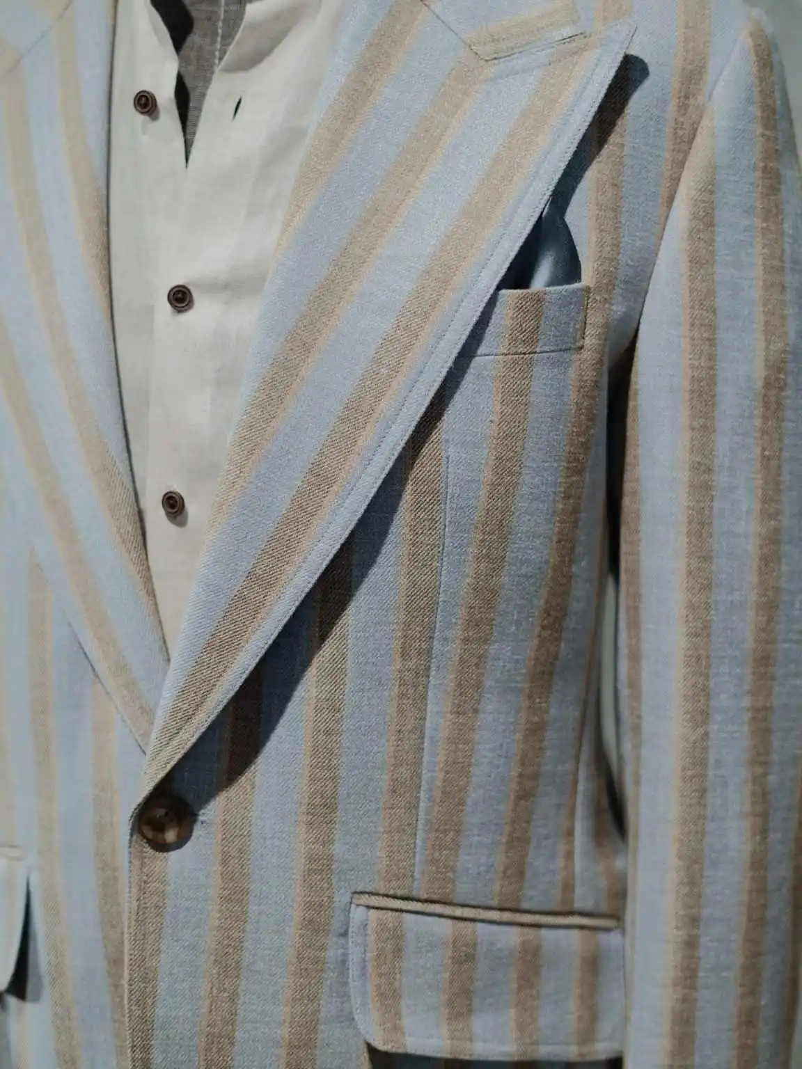 Giacca da uomo casual a righe Giacca slim fit con risvolto con visiera Blazer da lavoro con un bottone Giacca formale per banchetti nuziali personalizzata
