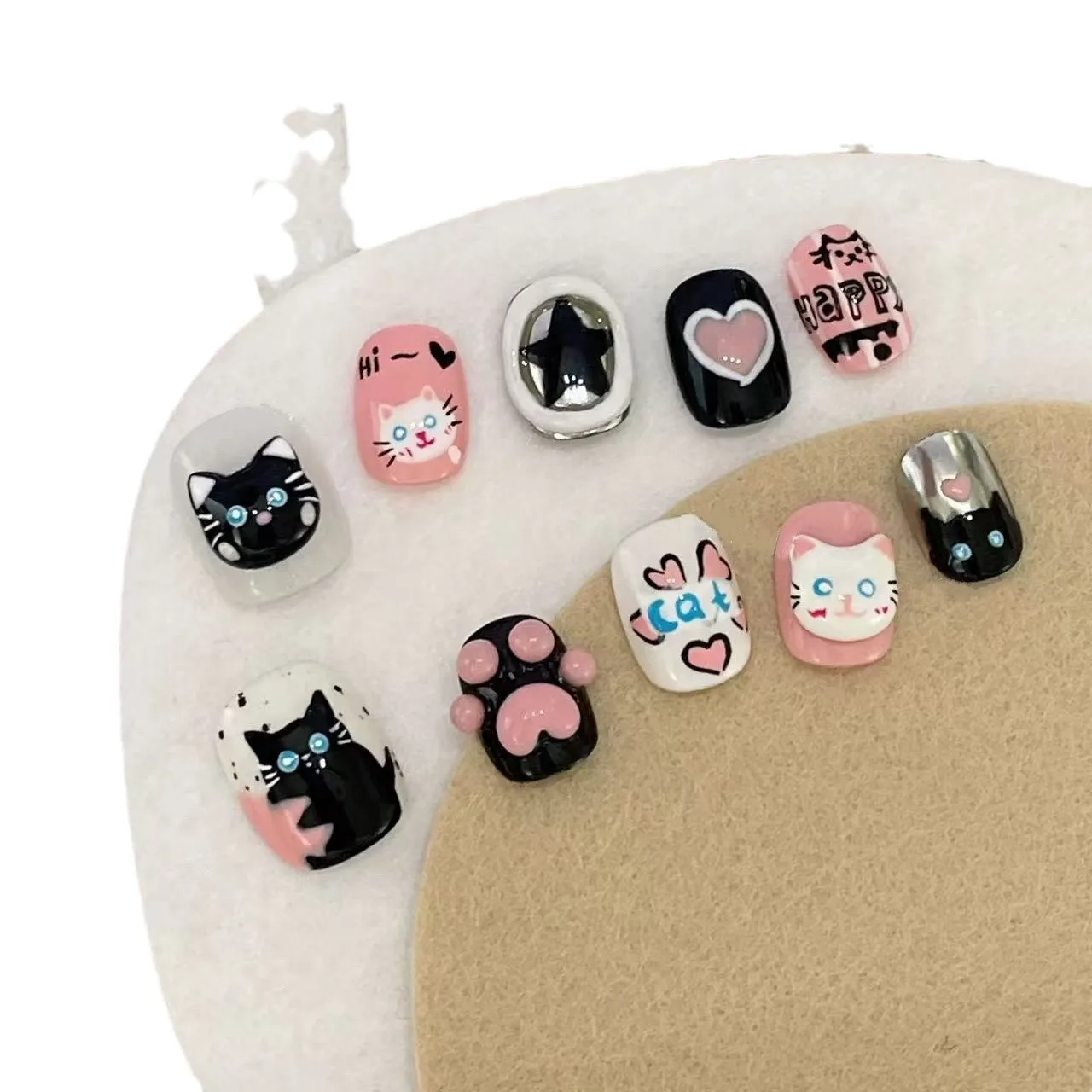 Cartoon Cute Black and White Kitten Short Press On Nails Handmade 3D Pink Cat Claw Fake Nail Patches