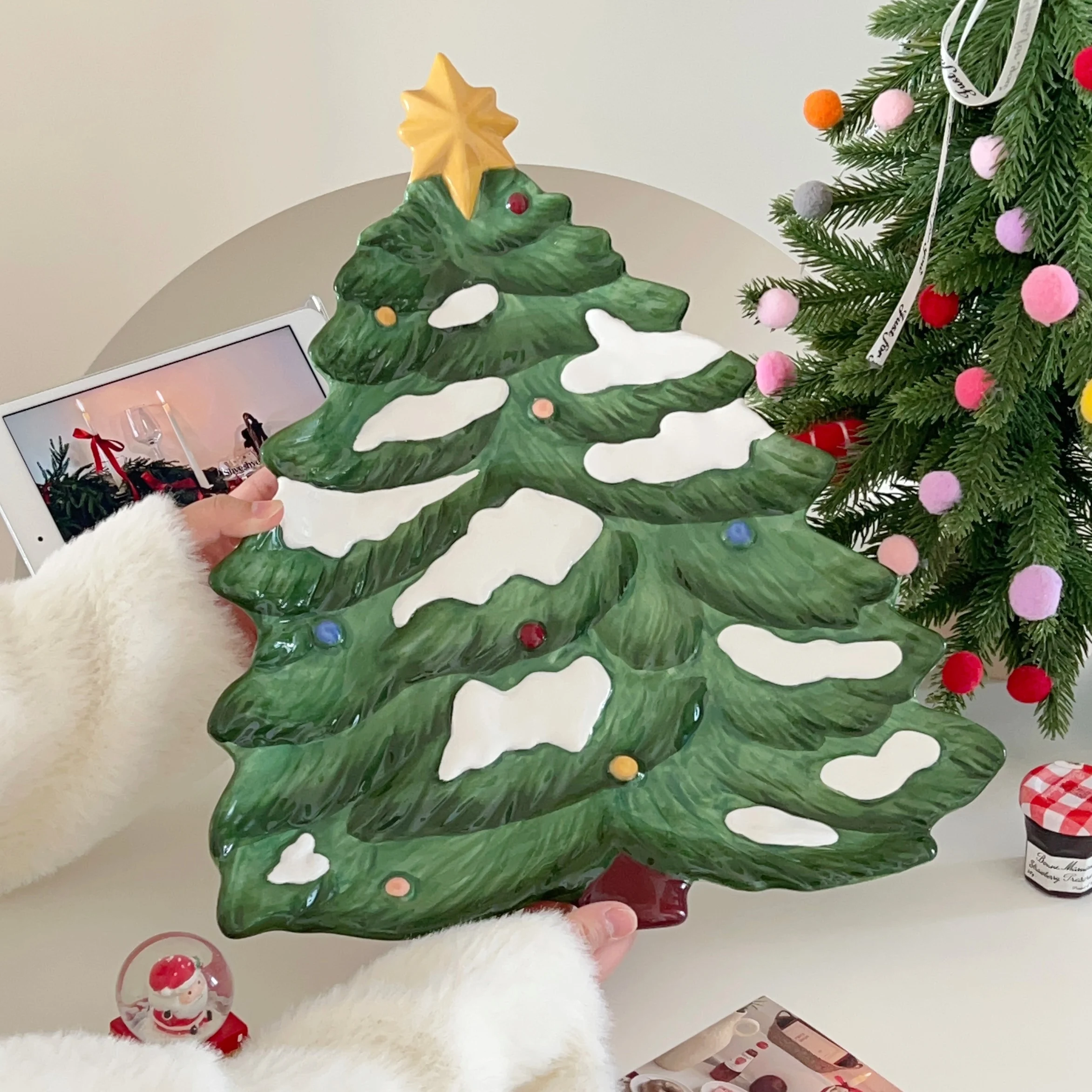 

Christmas Tree Ceramic Dessert Plate Home Living Room Coffee Table Decor Fruit Plates Creative Christmas Gift for Friends