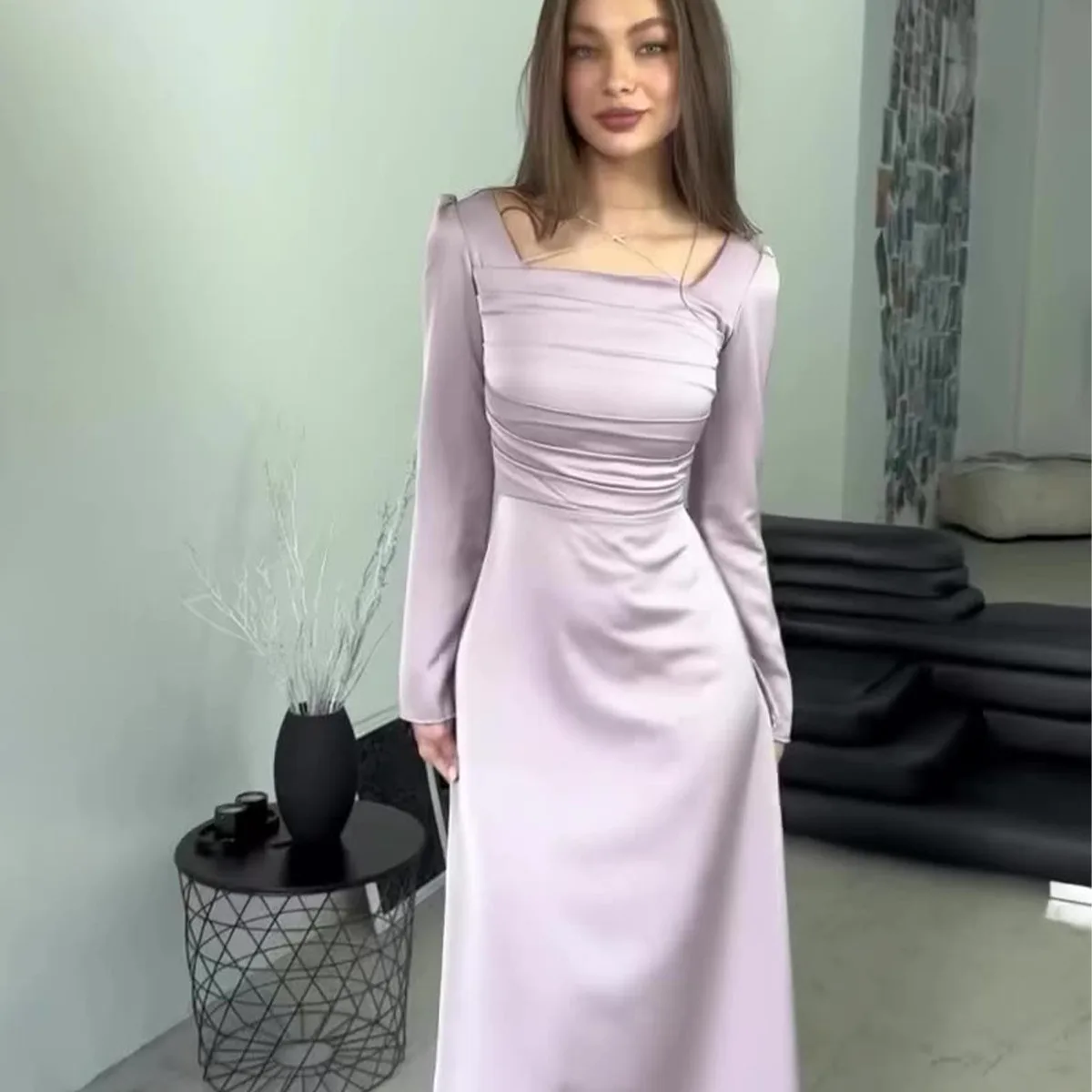 Diamond-encrusted Lace-up Long-sleeved Dress for Women Satin Dubai Abayas Muslim Casual Square Collar Women Banquet Party Dress