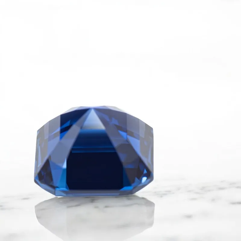 Hochwertiger Labor-Saphir in Asscher-Schliff, Königsblau, für Gehobene Schmuckherstellung von Ringen und Ohrringen, mit Wählbarem Zertifikat – Detail 6