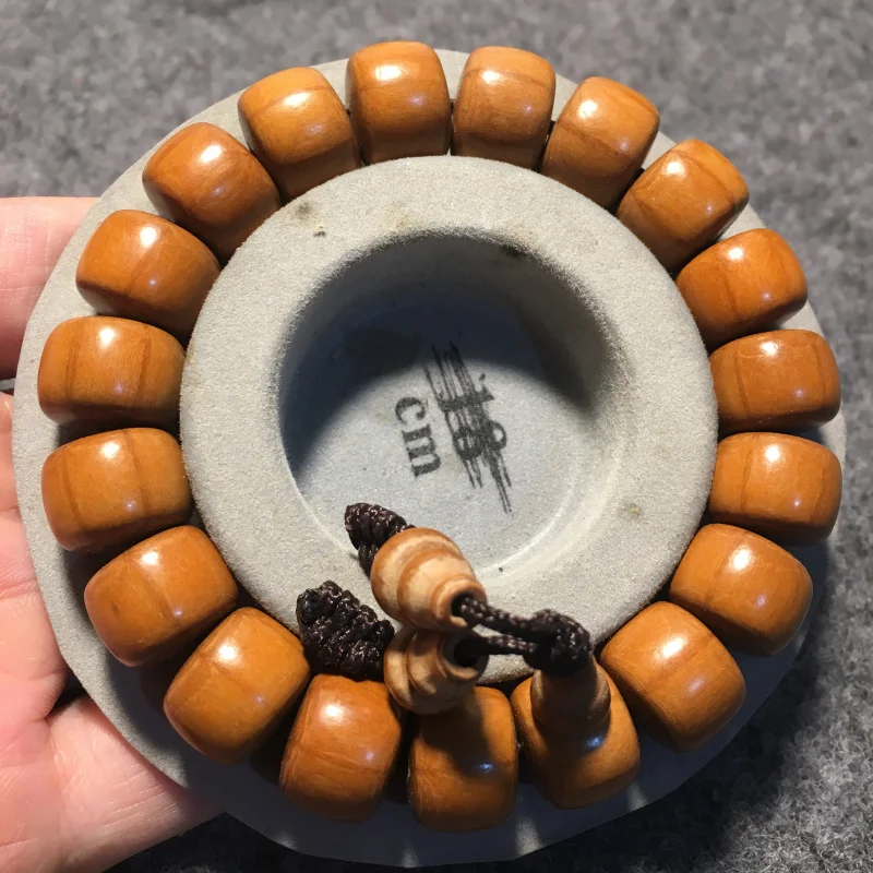 

Liudao Wood Old Material Bucket Beads Dragon Subduing Wood Old Type Recitation Beads Bracelet Neck Hanging Handstring 15mm