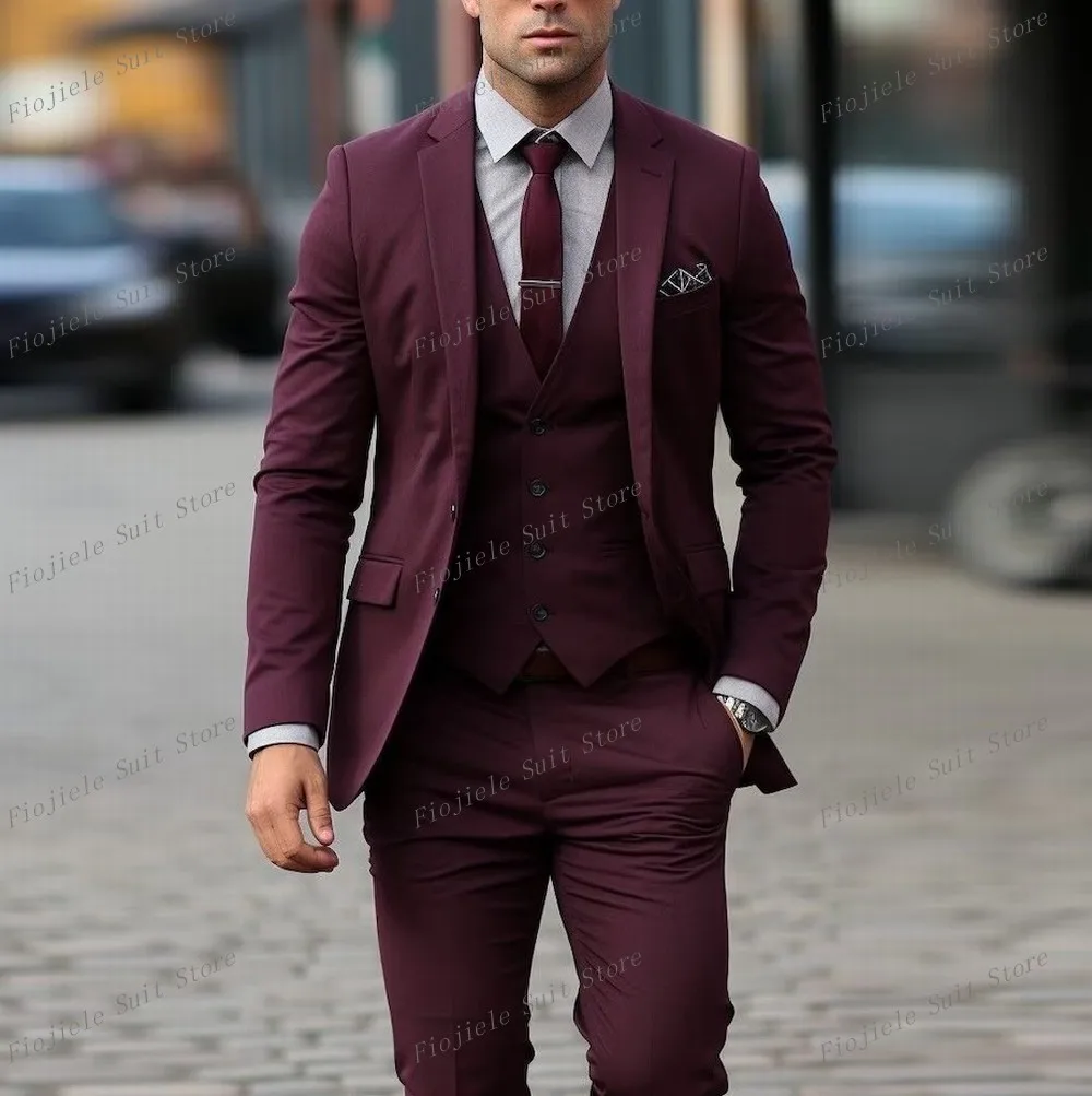 

Fashion Fuchsia Men Suit Business Tuxedos Formal Occasion Groom Groomsman Wedding Party Prom Male 3 Piece Set Blazer Vest Pants