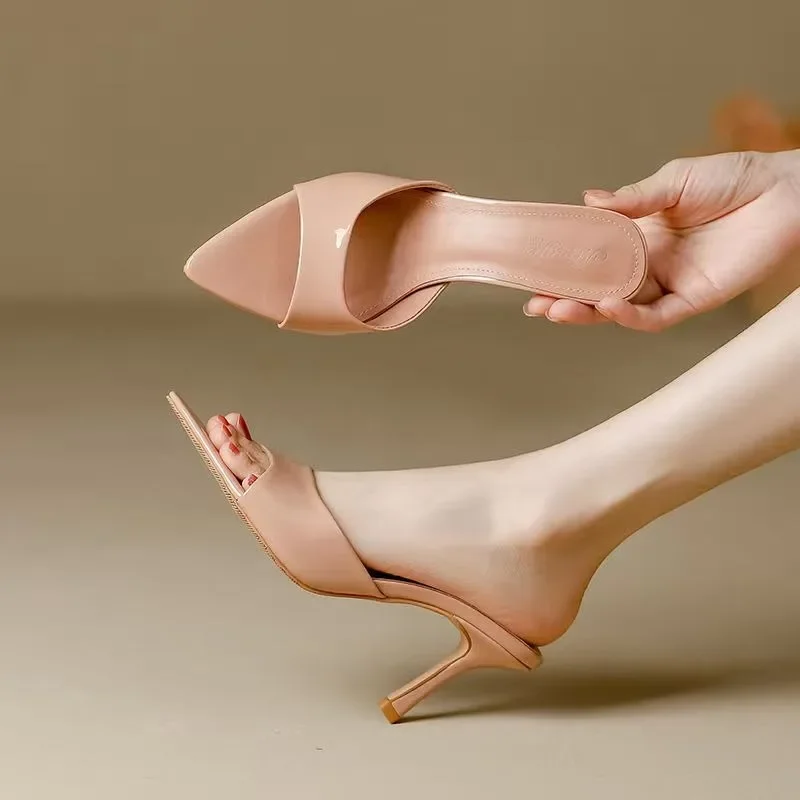 

Сексуальные тапочки на высоком каблуке с острым носком, летние универсальные туфли из лакированной кожи, сандалии на высоком каблуке, обувь 2025 г., 7 см