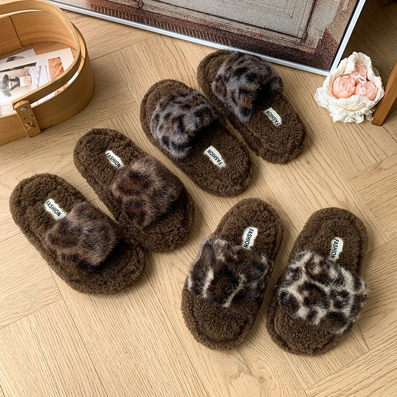 

Детские пушистые тапочки, тапочки для девочек, новый стиль для уличной одежды; нескользящие хлопковые тапочки на мягкой подошве