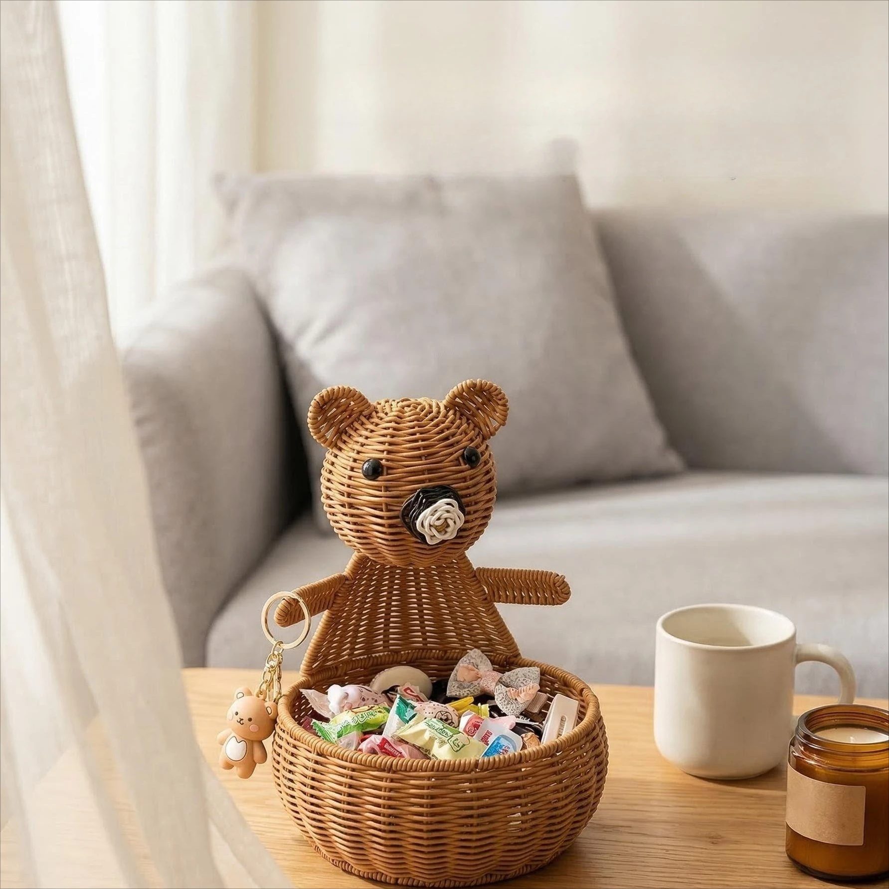 Plastic Faux Rattan Handwoven Bear Storage Basket Cute Cartoon Sundries Organizer Entrance Decorative Basket Home Tabletop