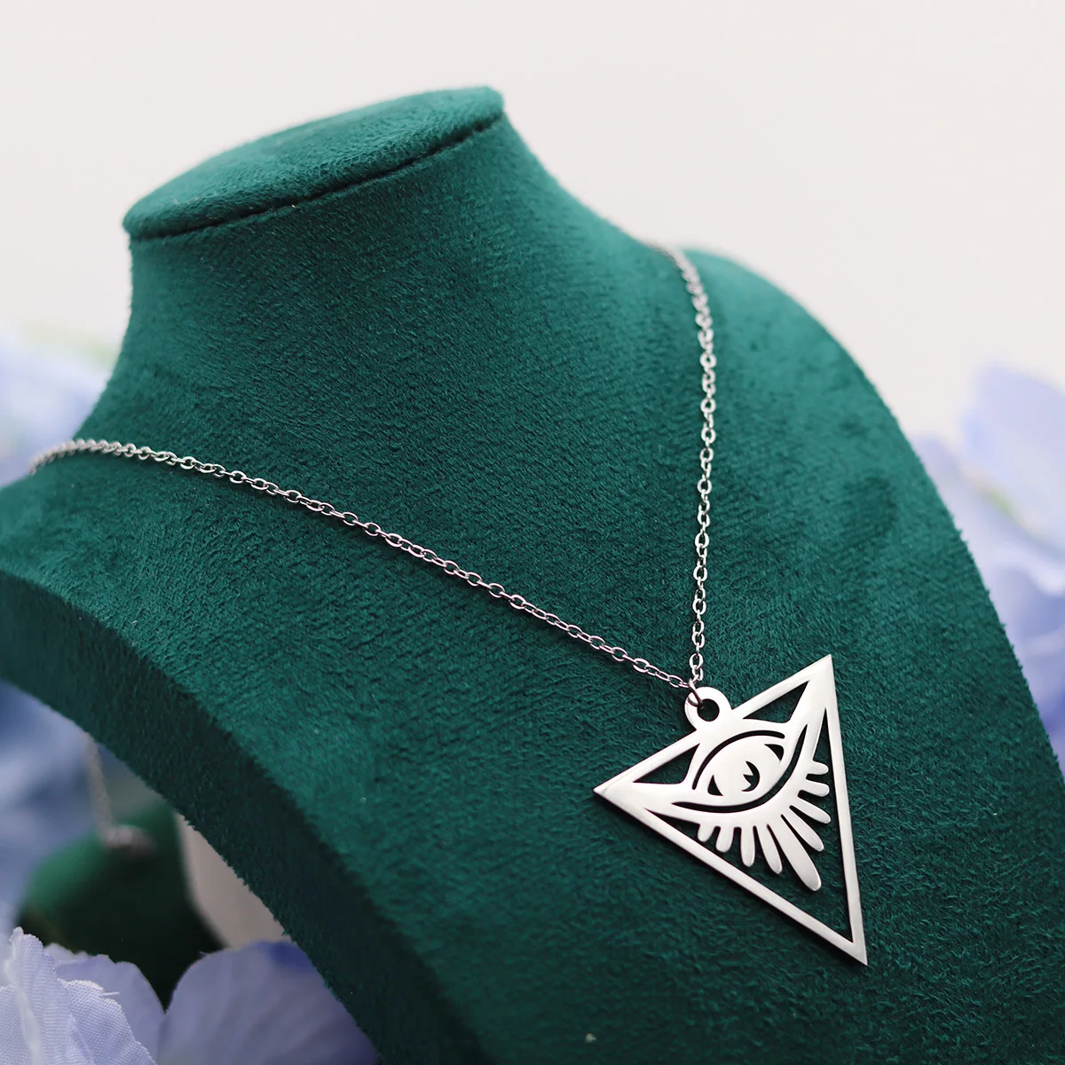 Eye of God in Foreign Trade, Personalized Trend, Geometric Triangle Eye Pendant, Simple Stainless Steel Necklace