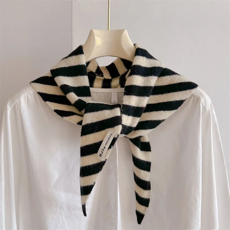 Triangle Scarf 100 Percent Australian Wool Striped Lightweight Multifunctional Wrap Shawl for Women Daily Commute Gift