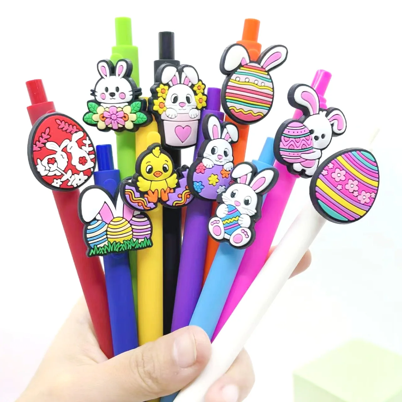 2025 New Easter Egg Ballpoint Pen Easter Themed Rabbit Patch Neutral Pen Holiday Gift Suitable for Office and School Use