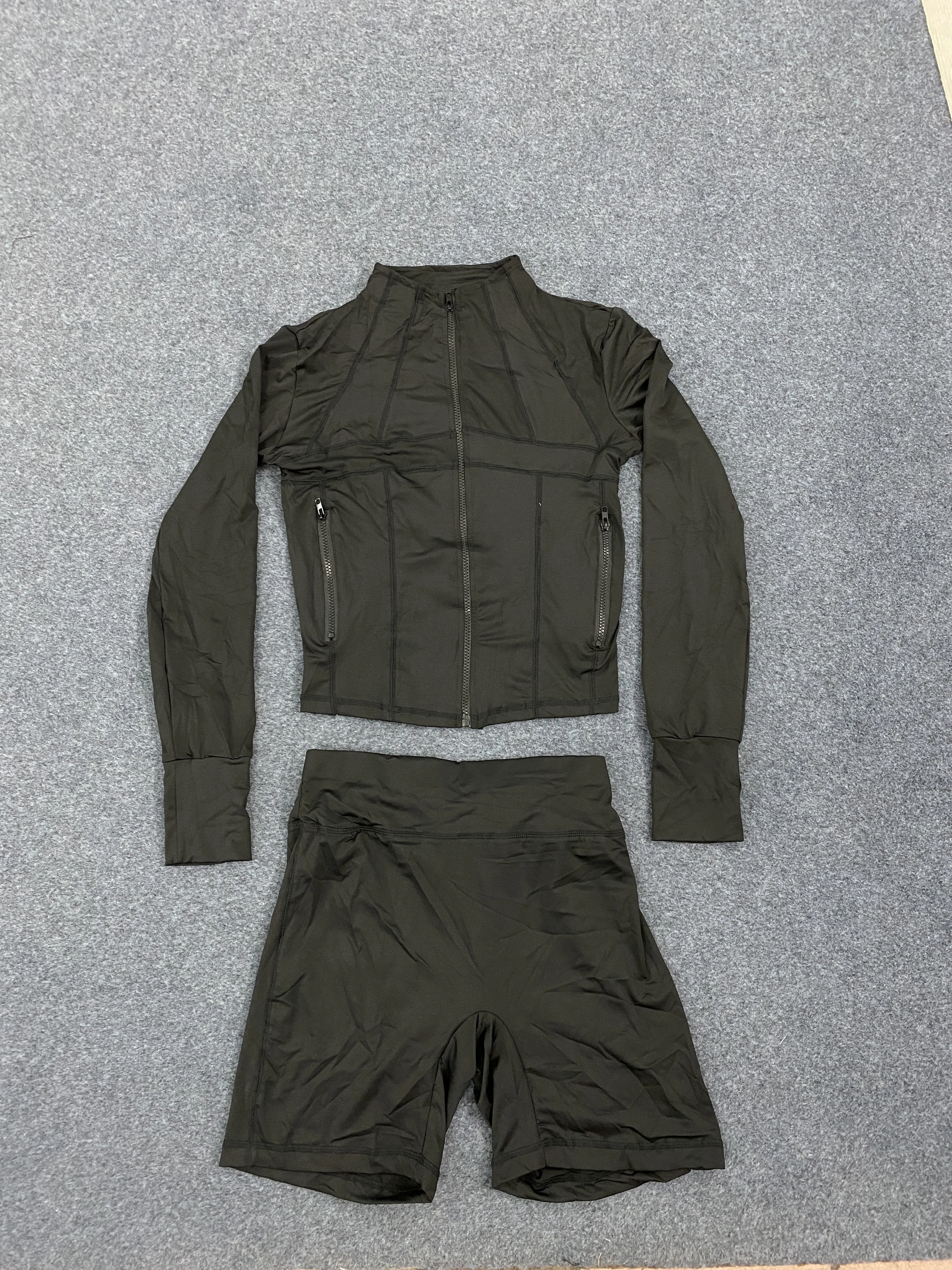 

Women's solid color long sleeved set, simple and versatile, slim and comfortable, casual two-piece set for wearing outside