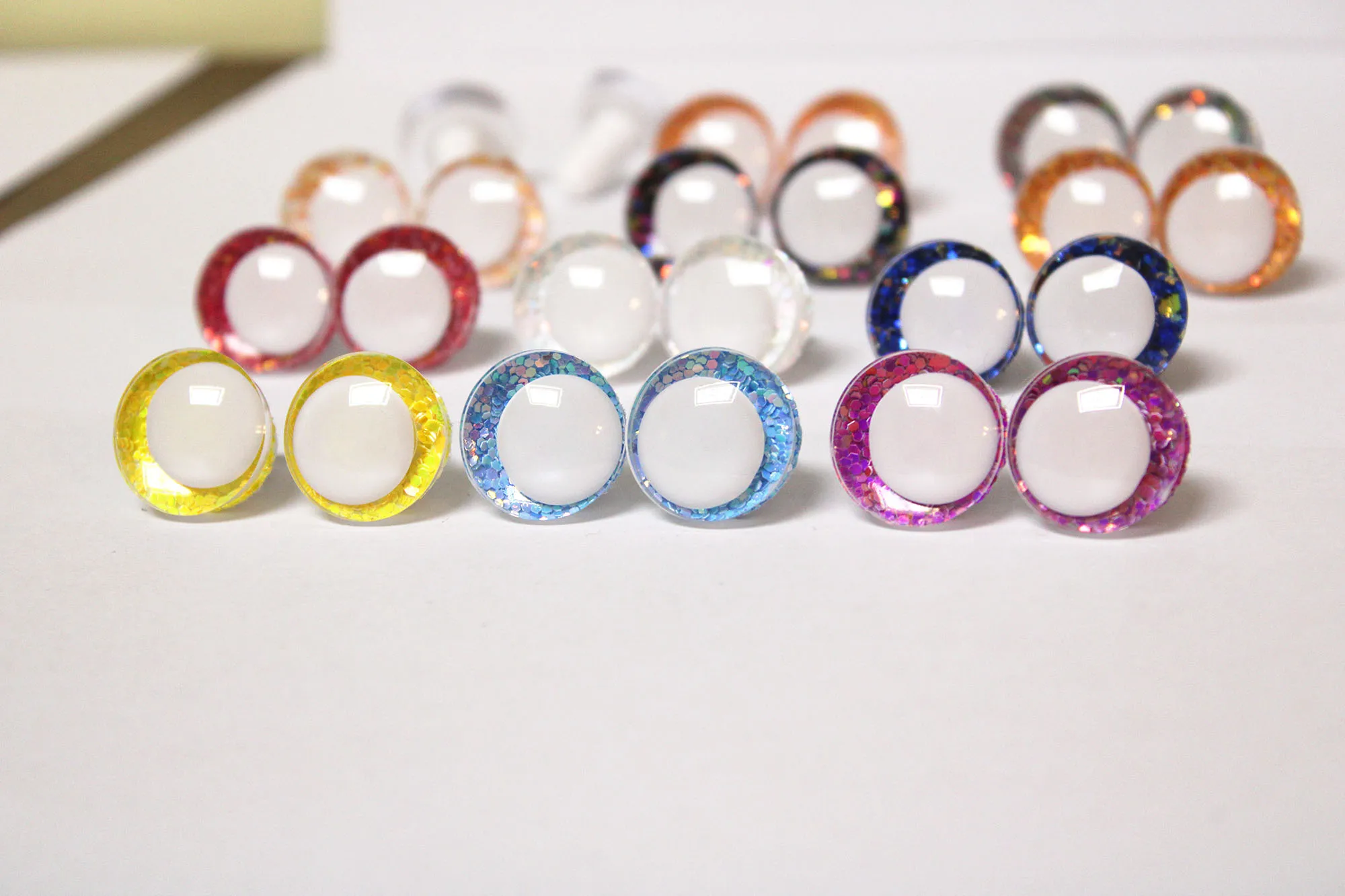 10PAIRS  14MM TO 35MM WHITE PUPIL 3D COMICAL ROUND GLITTER TOY EYES COLORFUL DOLL EYES -T10