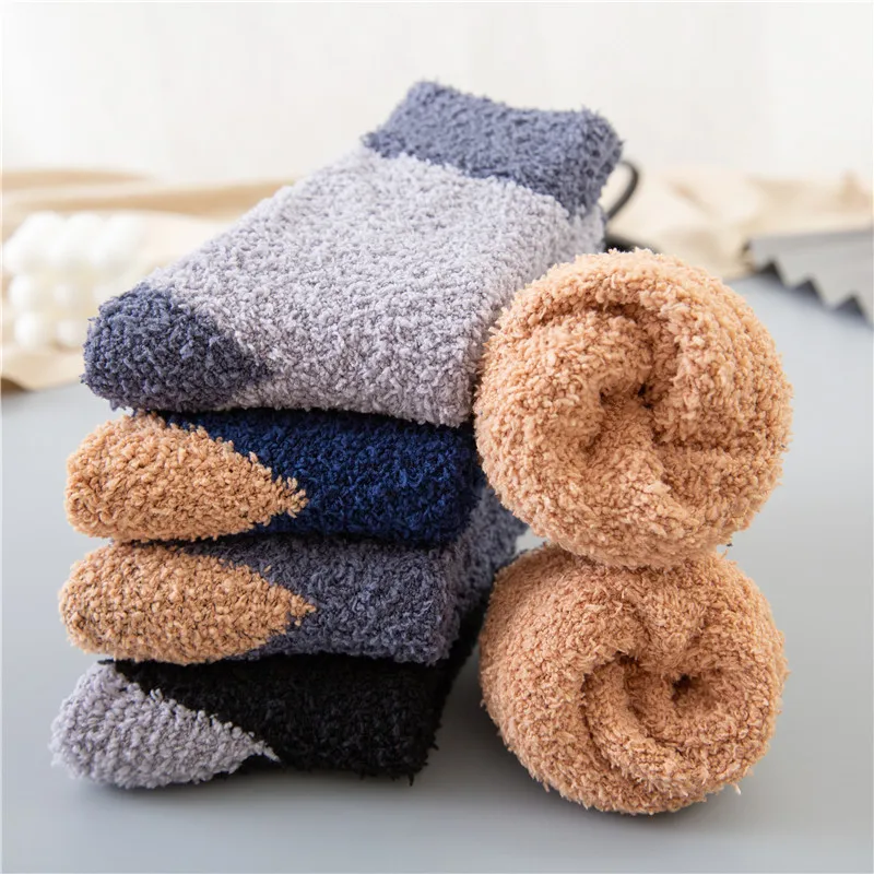 Men's Socks Simple Japanese Harajuku Retro Funny Trend Mid Tube Socks Winter Thickened Warm Comfortable Coral Velvet Floor Socks