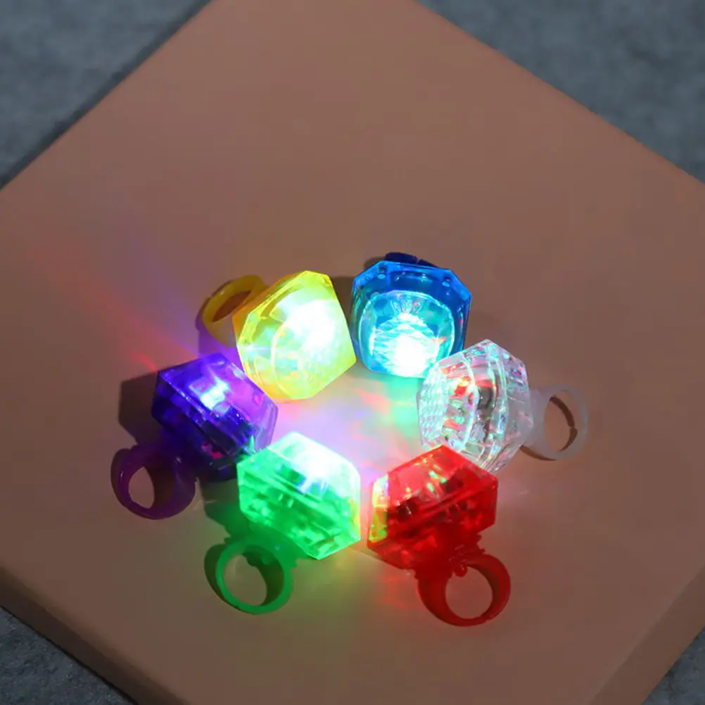 

6 шт. кольца с LED-подсветкой, мигающие светящиеся игрушки для пальцев, светящиеся в темноте, фальшивые игрушки для мальчиков