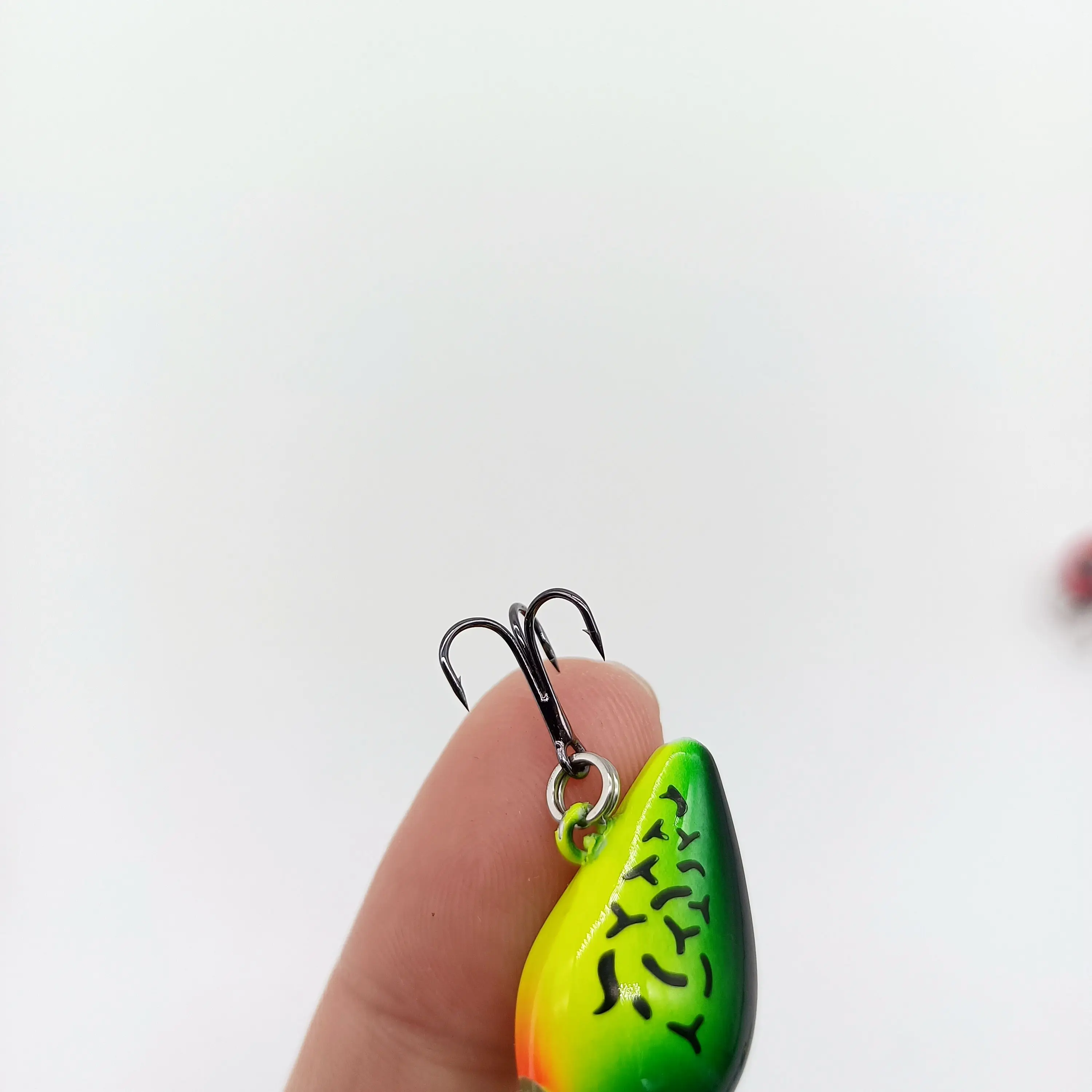 DUODUOYU 1PCS Mini Fish Fishing Lures 1.9g/25mm Sinking 0.2-1.5m Long Casting Crankbaits Minnow Artificial Bait Fishing Tackle