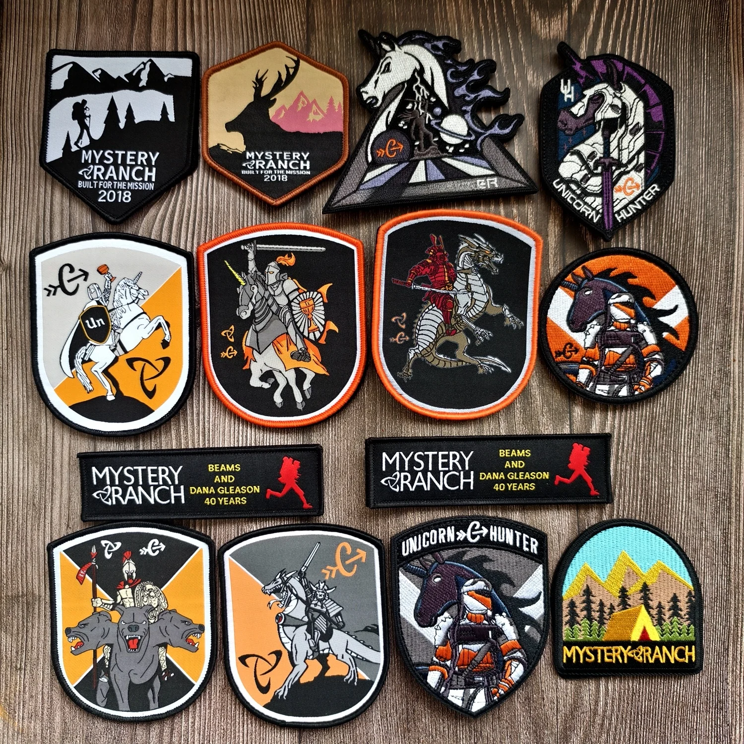 Parche Bordado Magic Stick, Capítulo Mystery Farm, Ropa Premium de Alta Gama, Capítulo Especial Spirit, Bolsa Deportiva Unise...