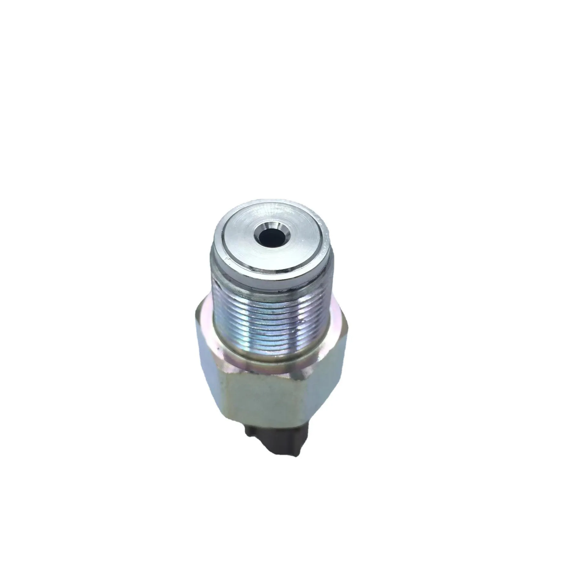 Fuel Rail Pressure Sensor For NISSAN Navara D40 Pathfinder R51 2.5D 499000-6160 4990006160