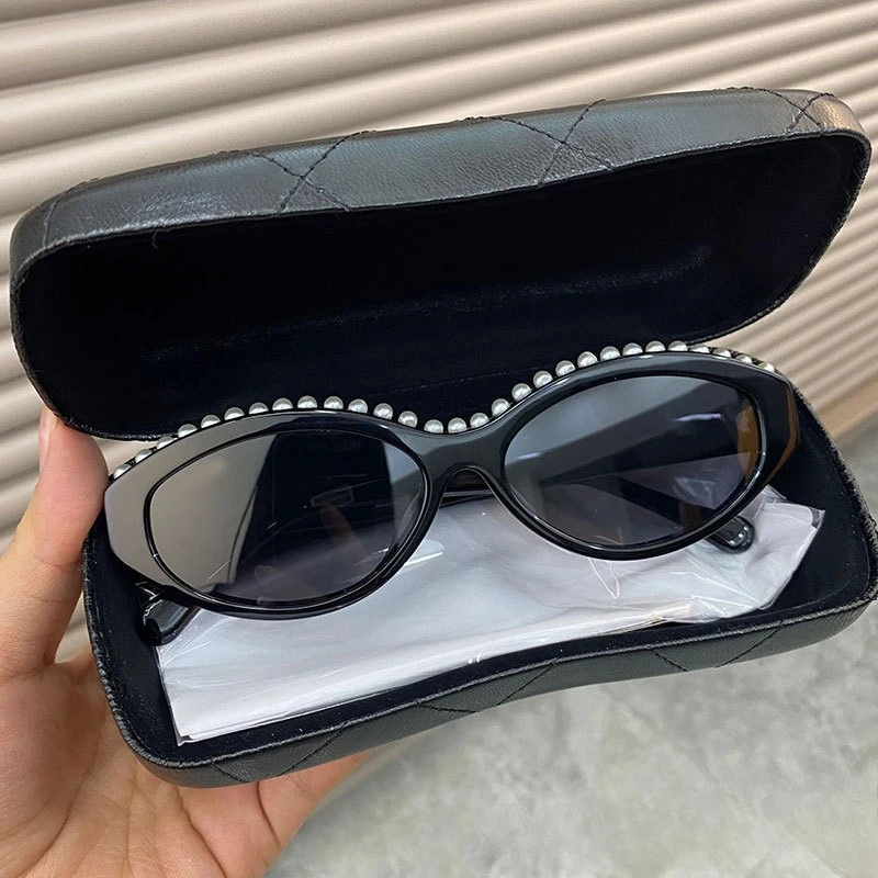 

Trendy Unique Cat Eye Retro Pearl Sunglasses, Oval Small Frame Glasses 9110, Must-Have for Summer Sun Protection