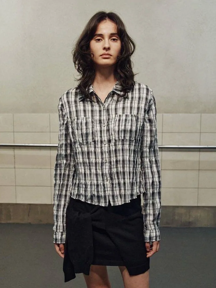 

Spring 2026 Casual Comfortable Skin-friendly Plaid Shirt Single Button Turn-down Collar Versatile Daily Wear Korean Style Cot...