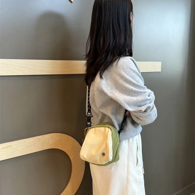 

2026 New Color Block Avocado Phone Bag Shell Crossbody Mini Backpack Casual Versatile Lightweight Double Shoulder Bag