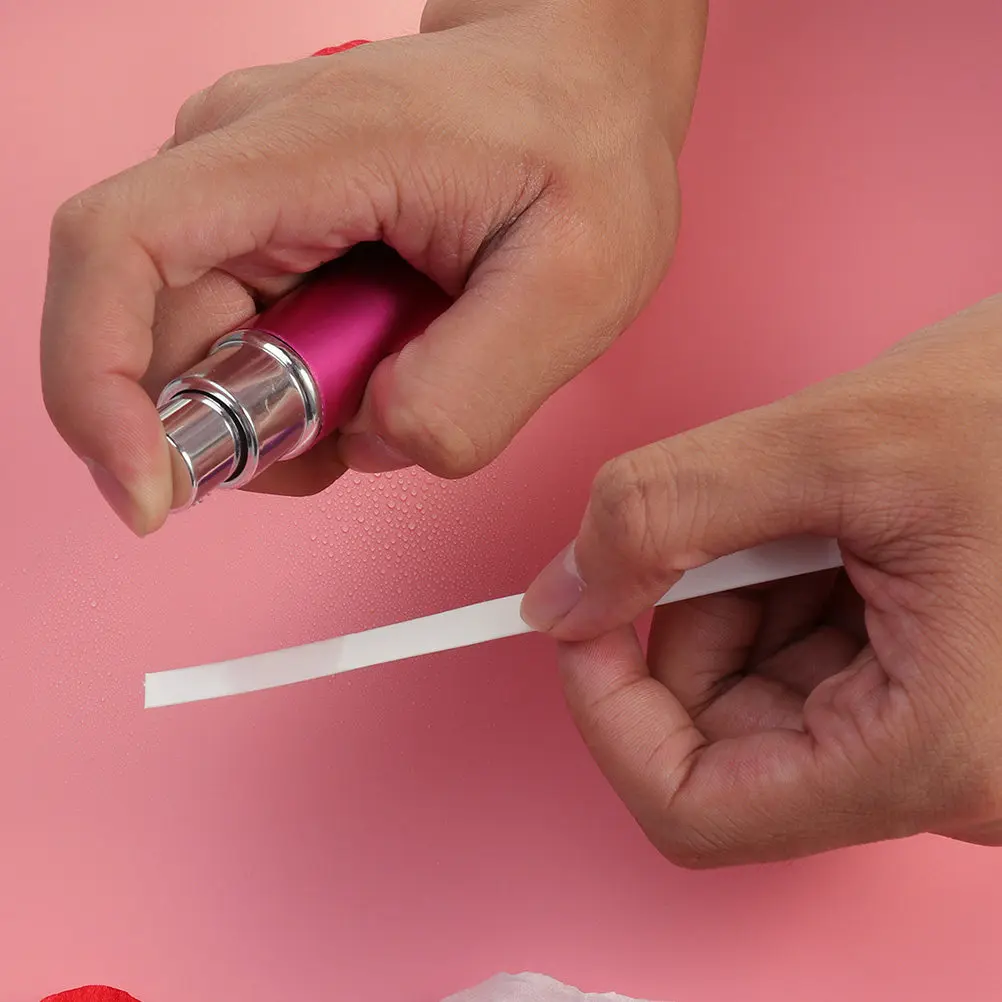 

200Pcs Perfume Test Strips Blank Fragrance Tester Paper for Essential Oil Aromatherapy Blending Scent Evaluation Disposable