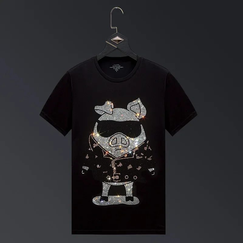 

Plus Size 6XL 2025 Short Sleeve T Shirt Men Cartoon Pig Diamonds Fashion Man Streetwear O Neck Slim Mercerized Cotton Tshirts