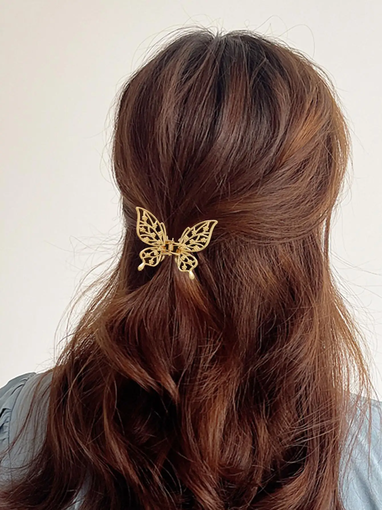 

1pc Fashionable Hollow Butterfly Back Ponytail Styling Hair Claw, Y2k Claw Clips Hair Clips Hair Jaw Clip Hair Clamps Hair Clutch Hair Claw Clip, School Stuff, College Fall Winter Hair Accessories For Women For Vacation Outfits Woman Summer Outfits