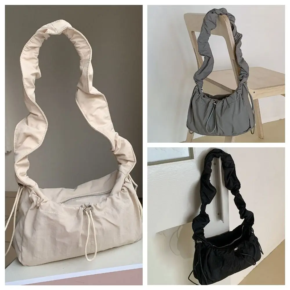 Lässige Kordel zug plissierte Umhängetasche y2k koreanische Art Wolke Umhängetasche einfarbig große Kapazität Nylon Achsel Tasche Schule