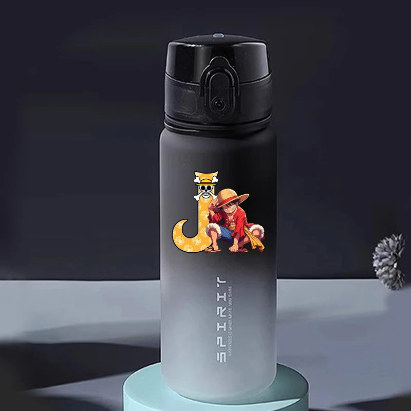 Botella de agua degradada de 800 ml de Luffy Anime, taza deportiva con pajita de One Piece para niños, botella de alta capacidad para beber al aire libre para niños y niñas