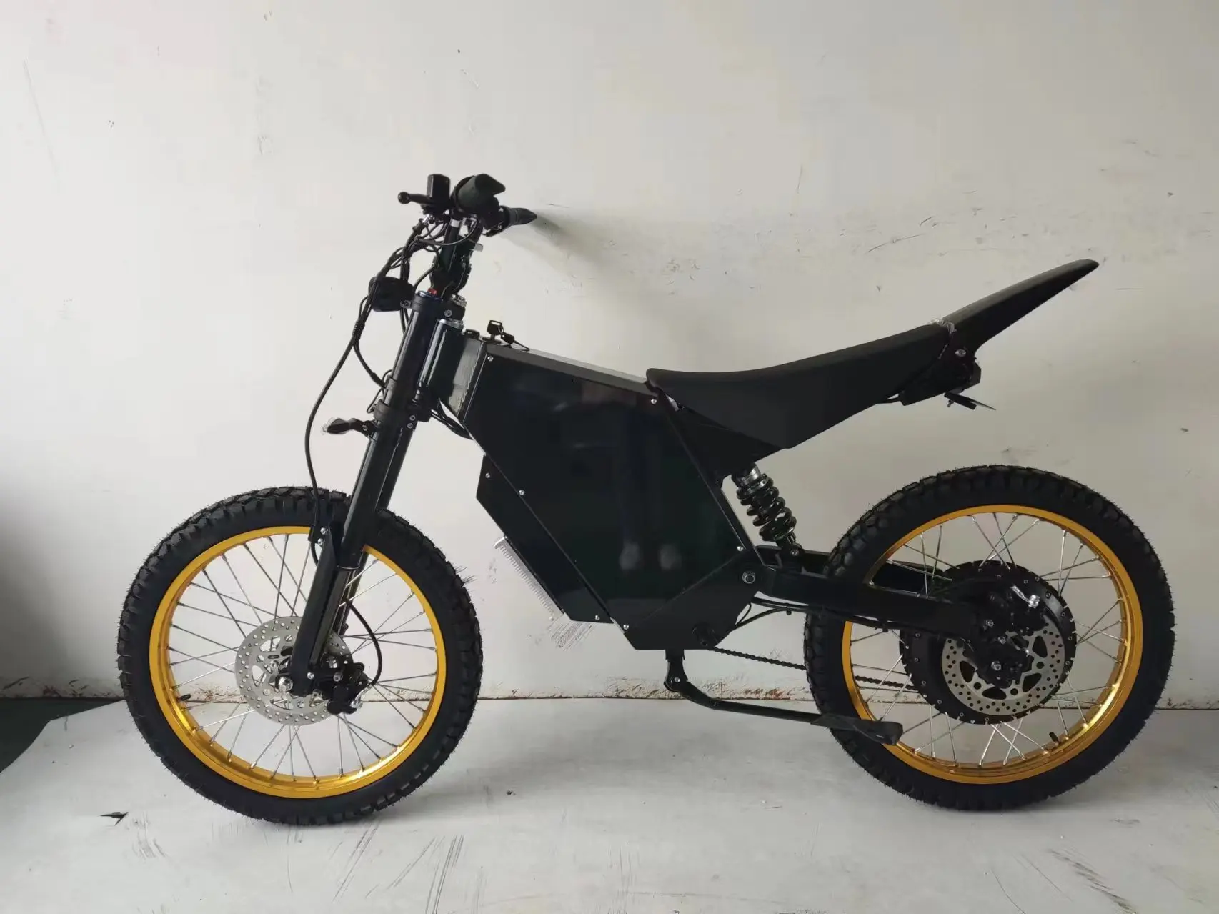 دراجة شارع المدينة 72 فولت ستيلث بومبر دراجة كهربائية جبلية بقدرة 15000 وات مع نطاق 180 كيلومتر