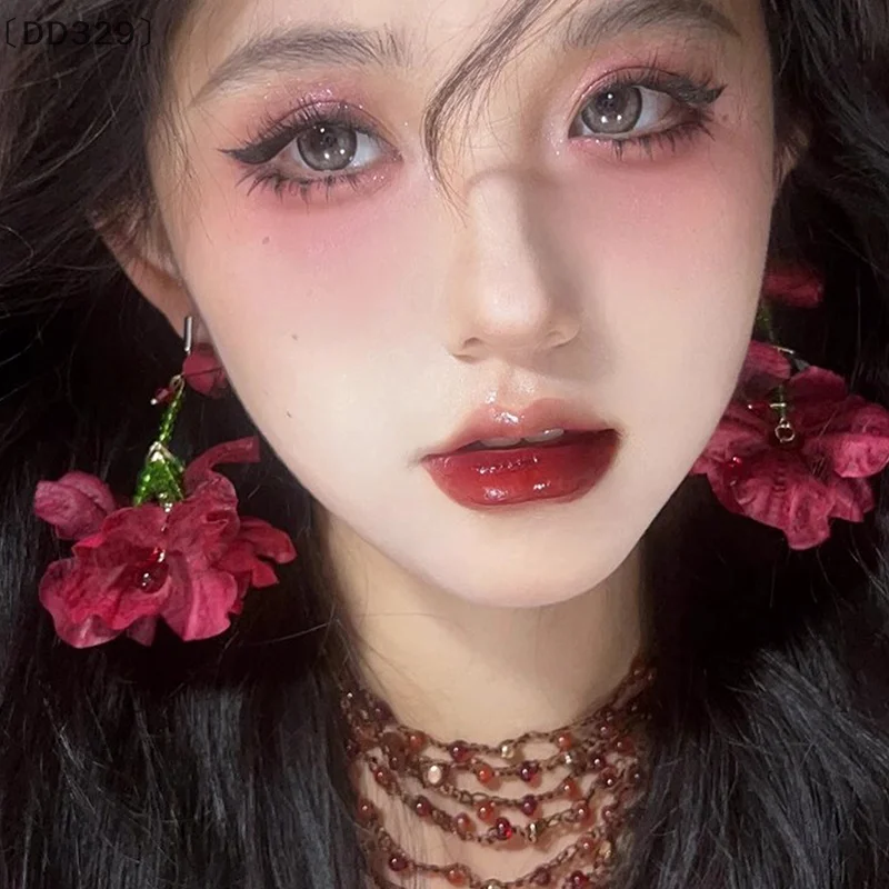 itariaDD329 soiFrauen Retro Rote Blume Tropfen Ohrringe Für Weibliche Simulation Blume Urlaub Temperament Ohrringe