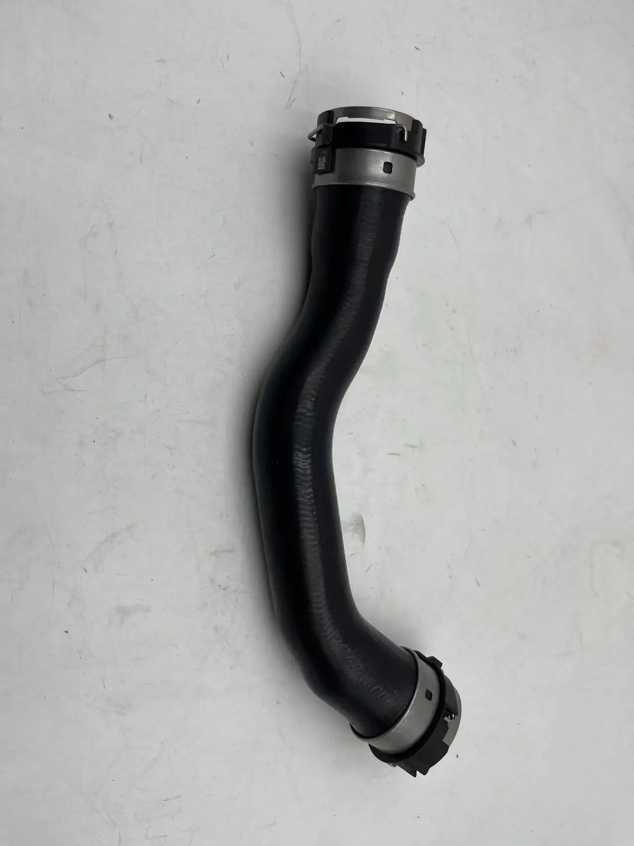 OEM 992121623B 992121624B Water tank pipe for Porsche CARRERA 992 GT3 992T